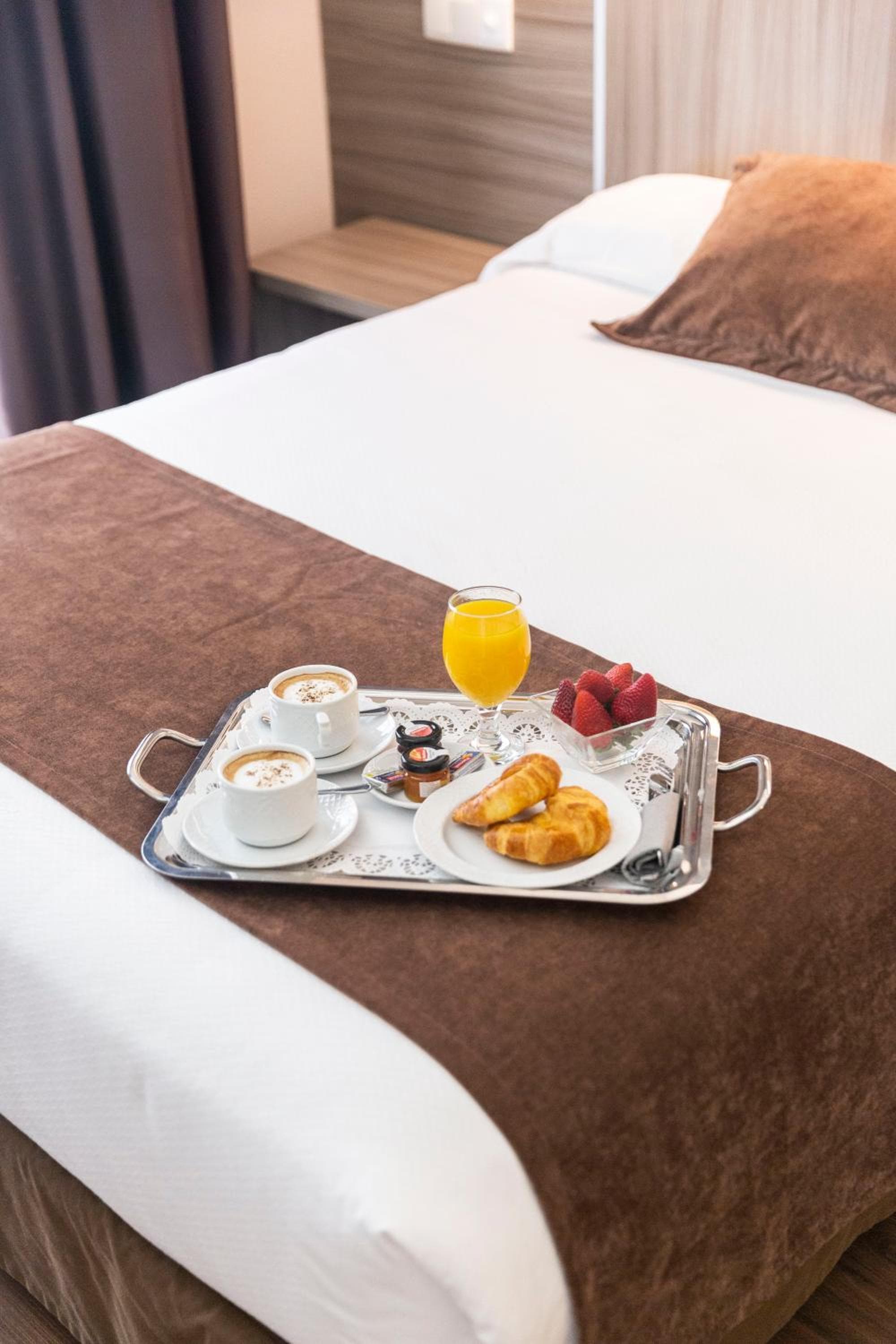 Hotel Serrano di Silken — 4