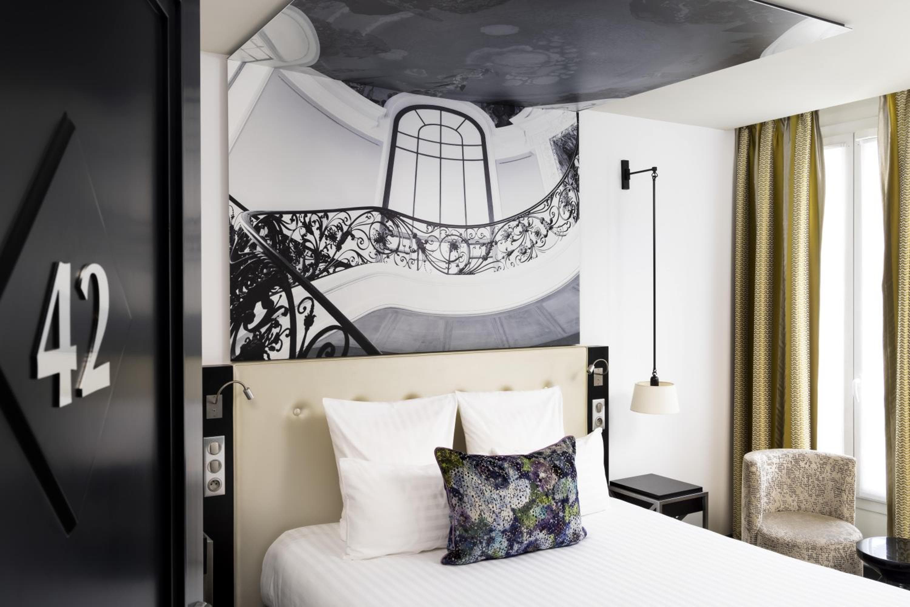 Hôtel Gustave — 28