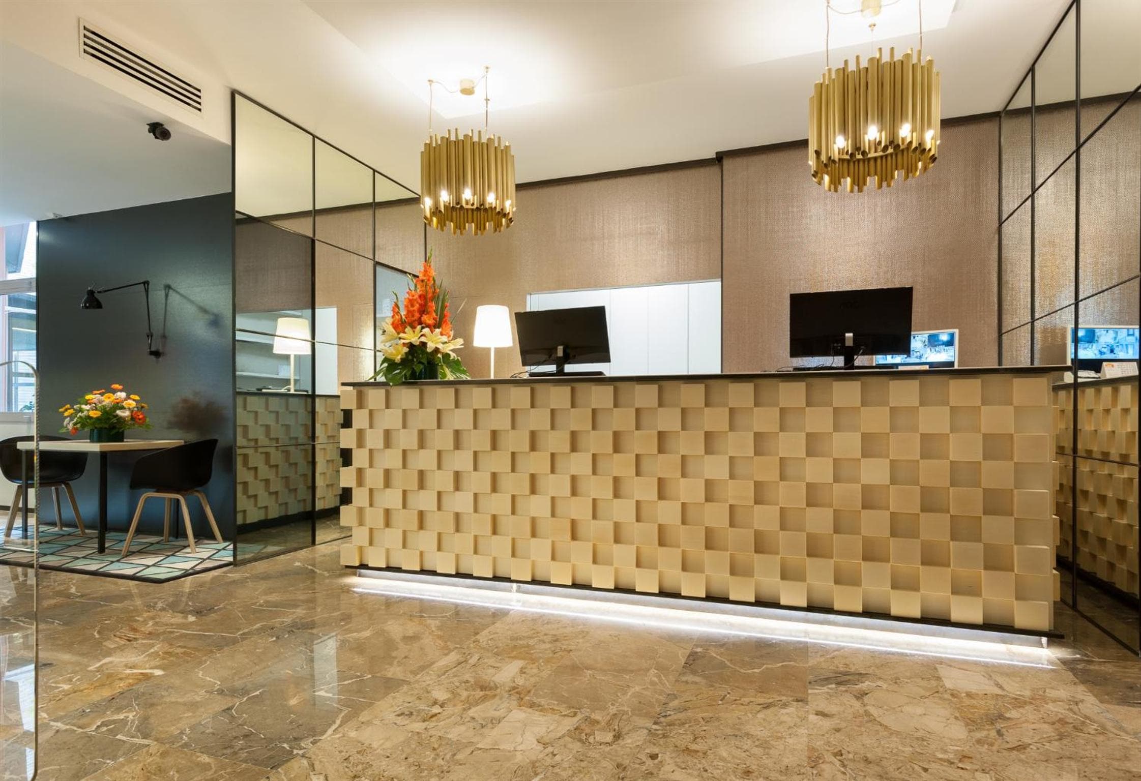 Hotel Lombardía — 18