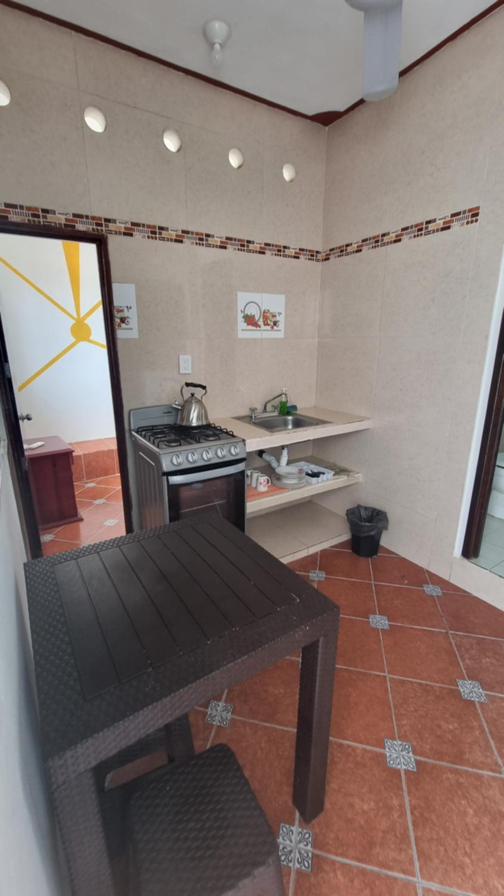 A una calle del ado 5ta avenida — 18