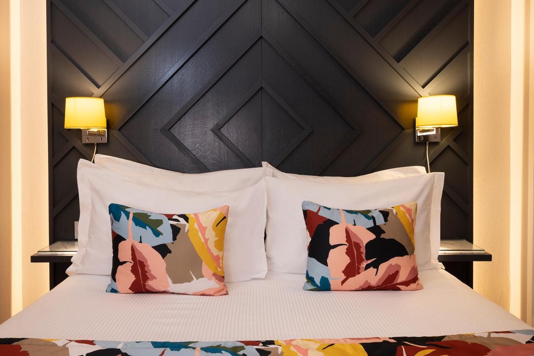 Hotel des Arts Montmartre — 12