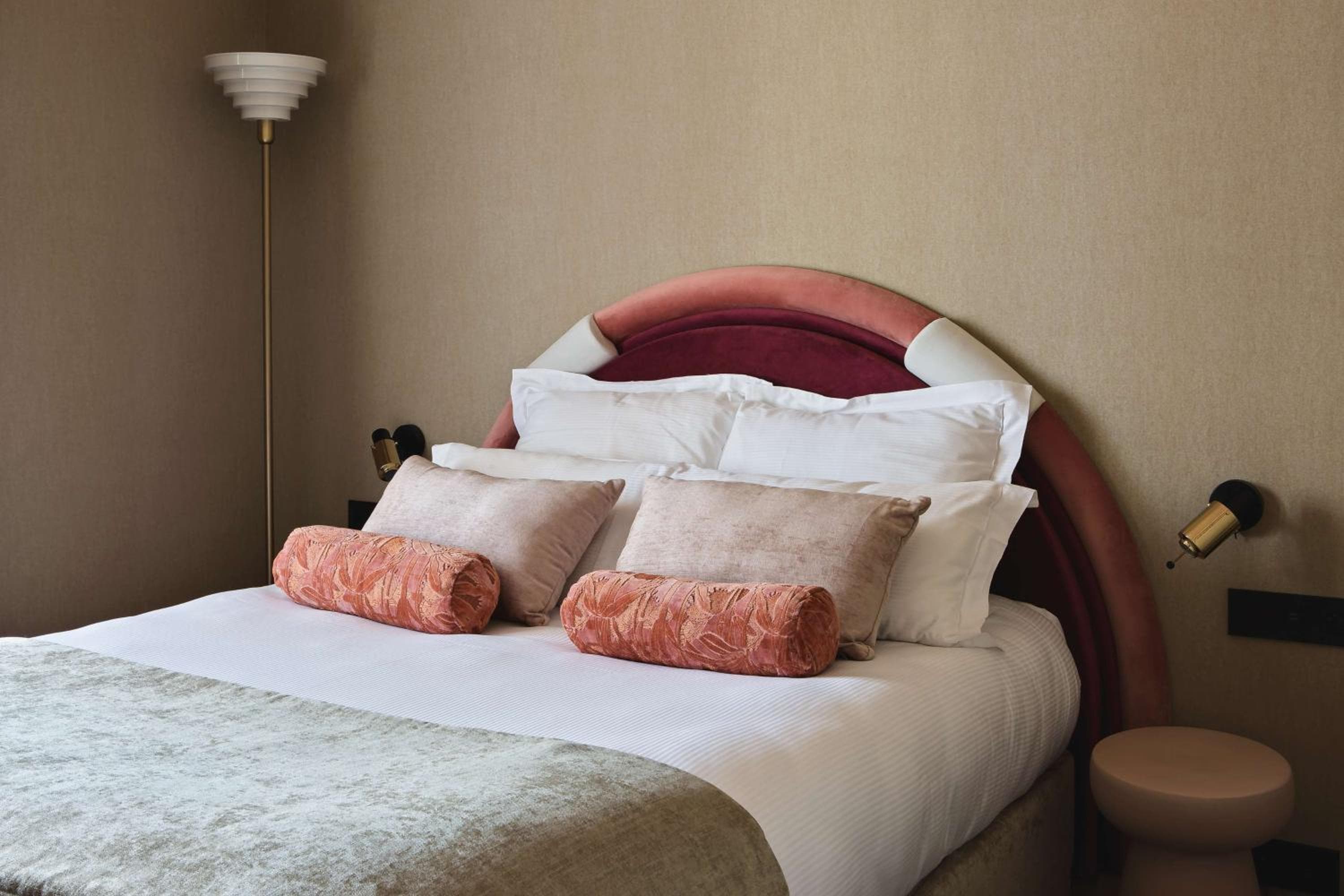 Albergo Mercedes — 21