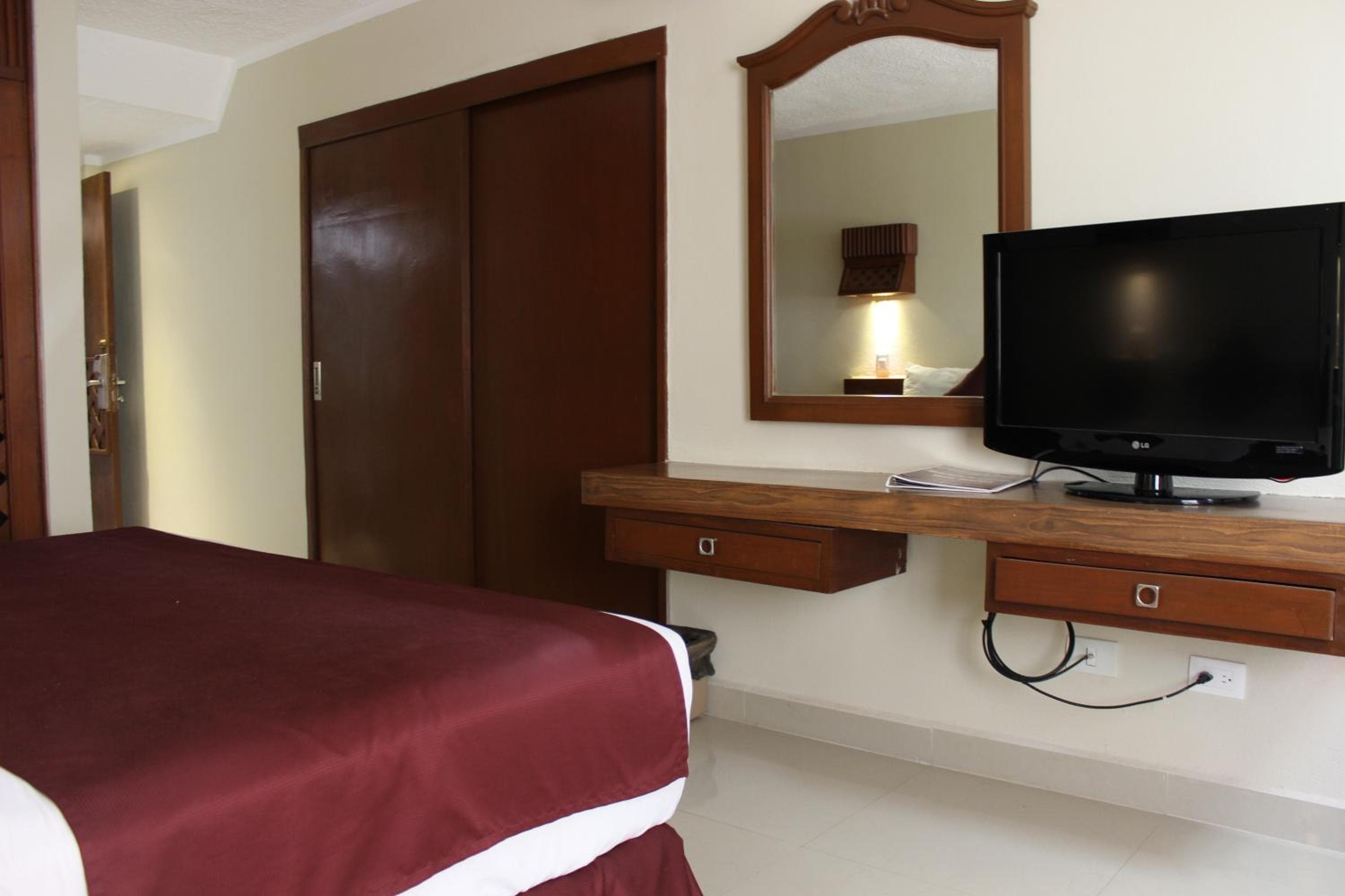 Hotel Plaza Kokai Cancún — 30
