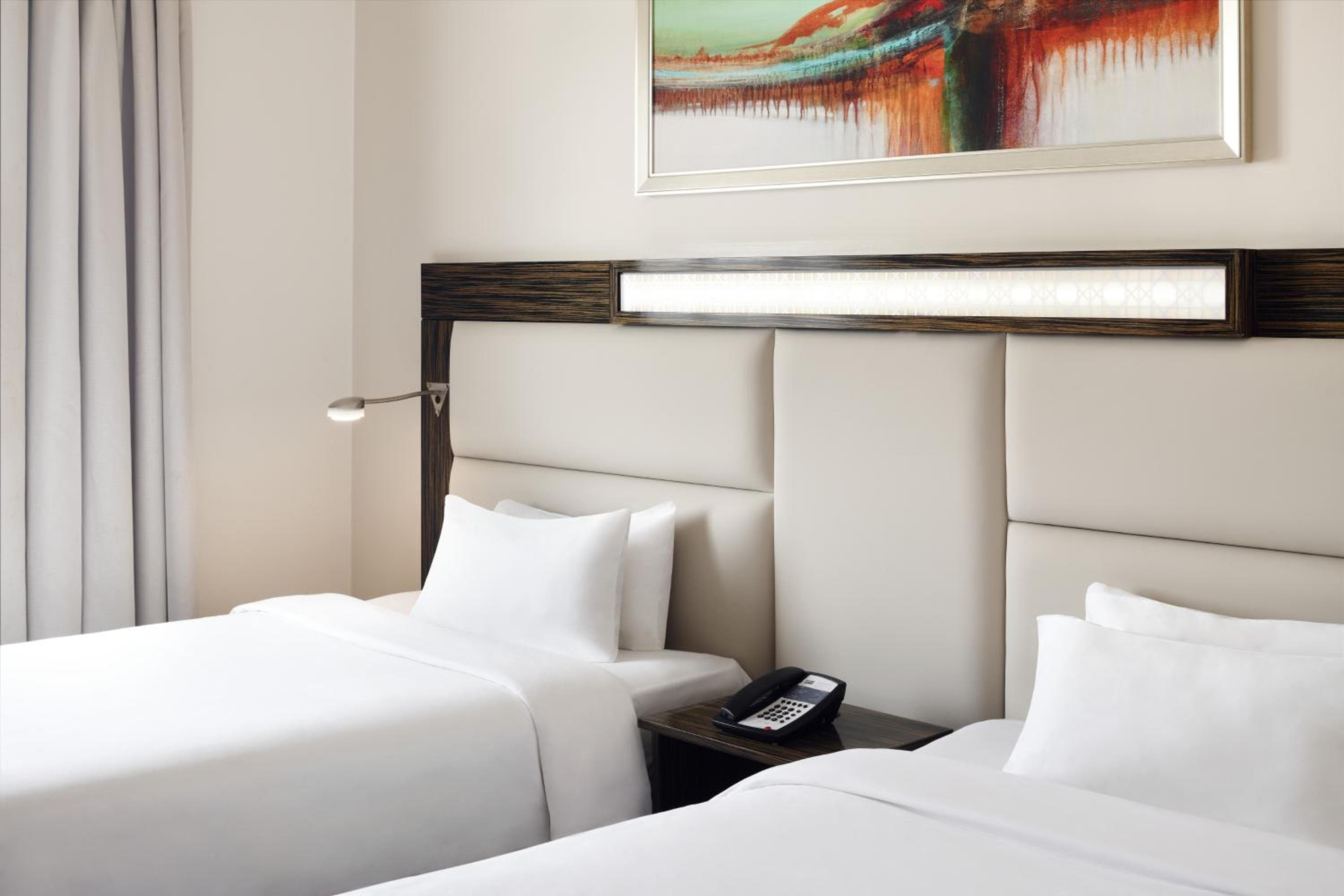 Holiday Inn Express Dubai Internet City por IHG — 6