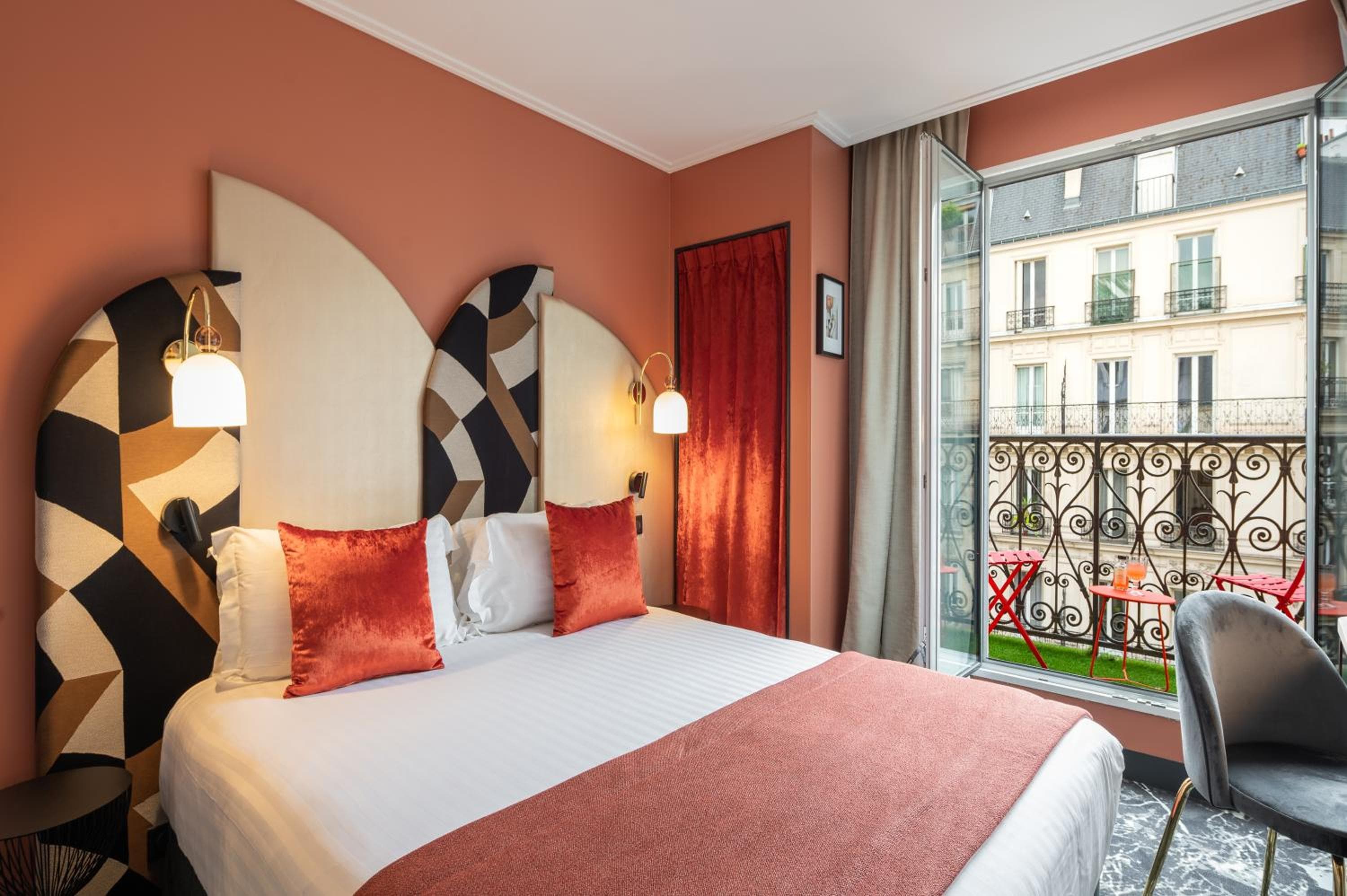 Royal Saint Germain — 29