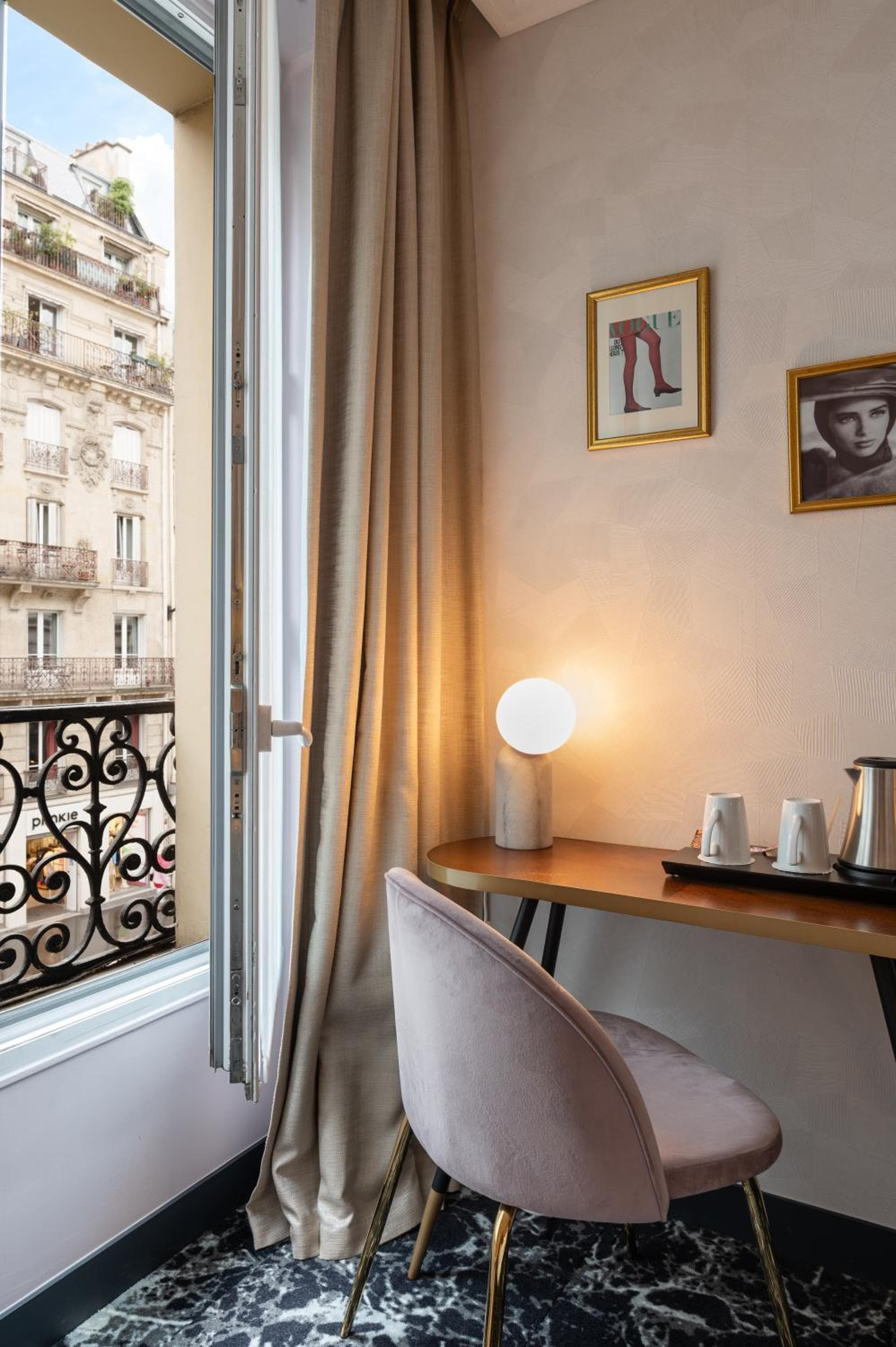 Royal Saint Germain — 16