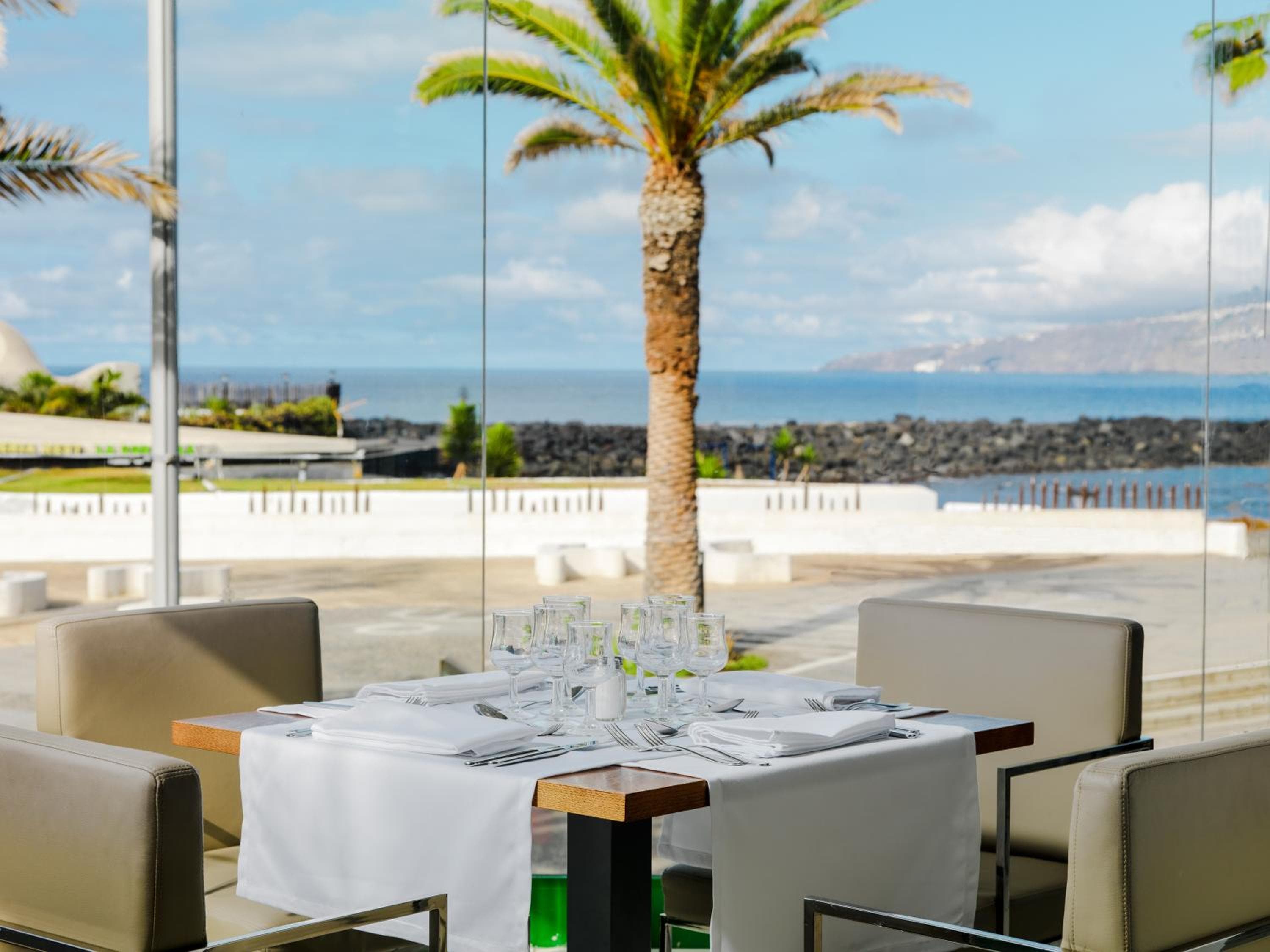 H10 Tenerife Playa — 2