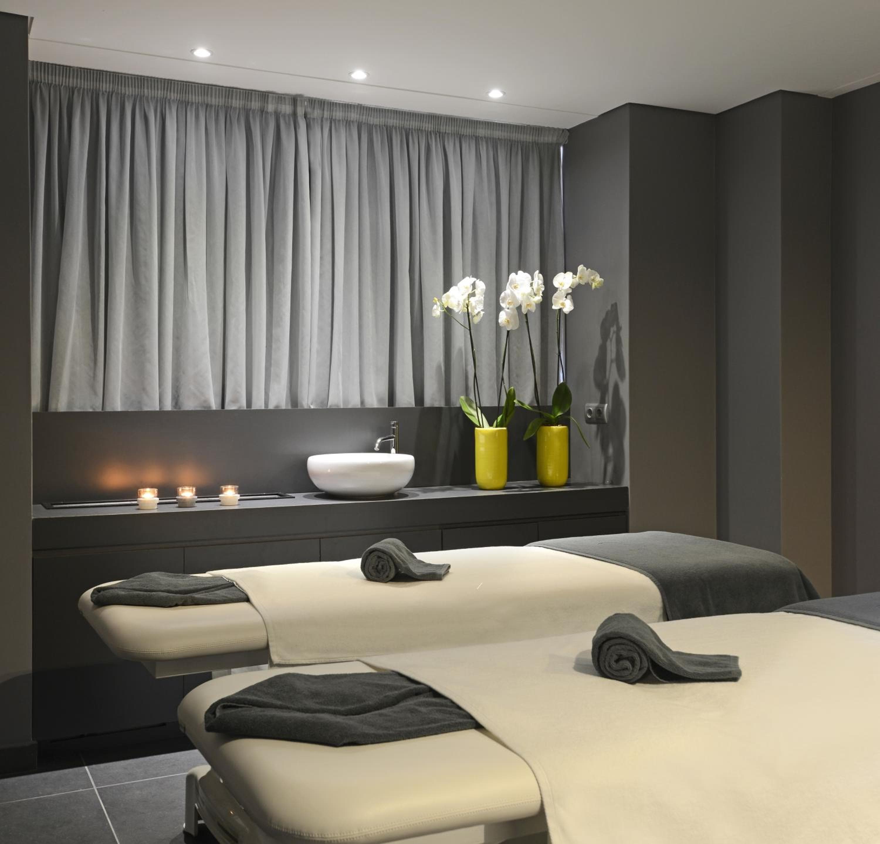 Altis Grand Hotel — 12