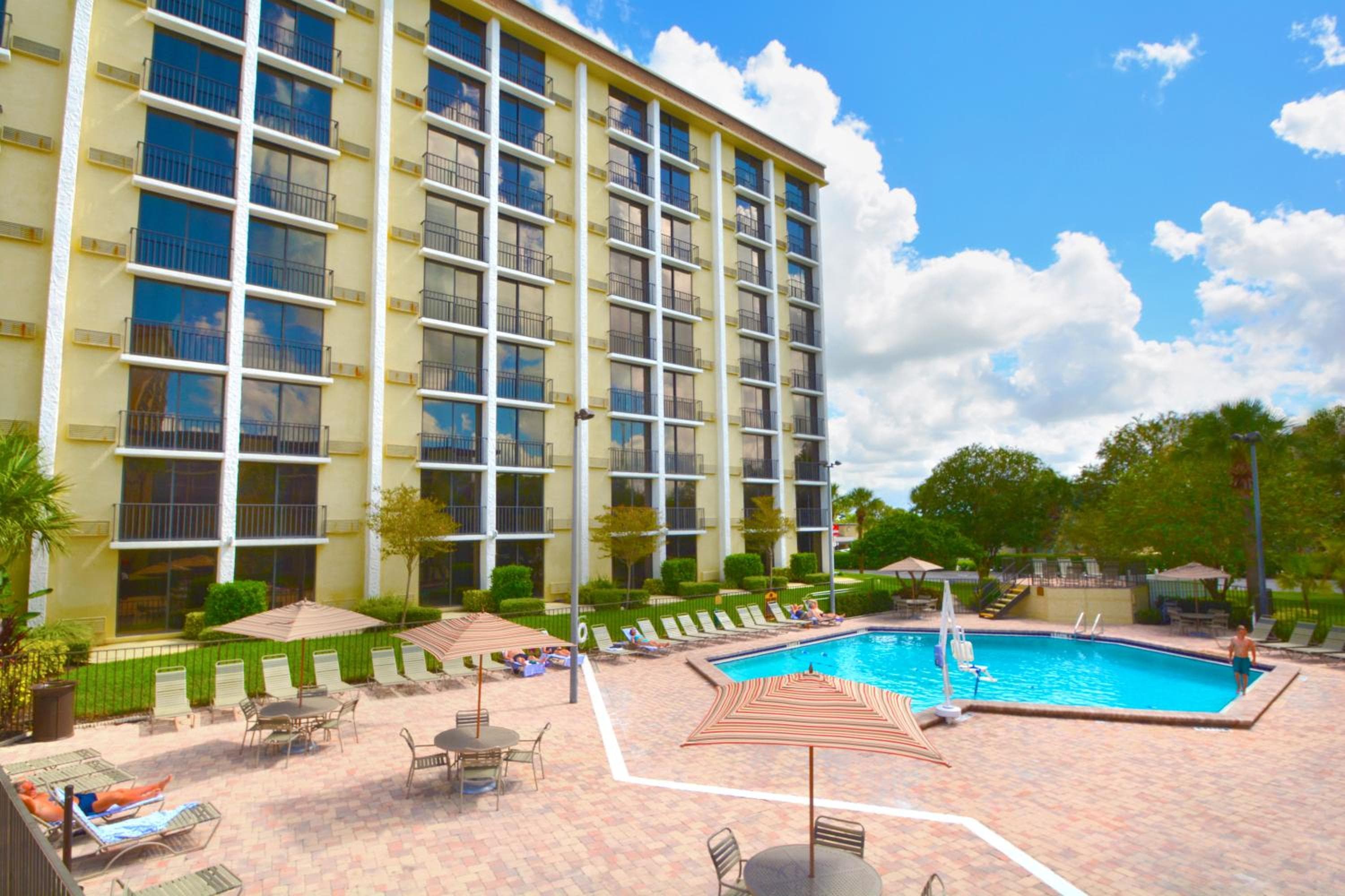Rosen Inn Closest to Universal — 12