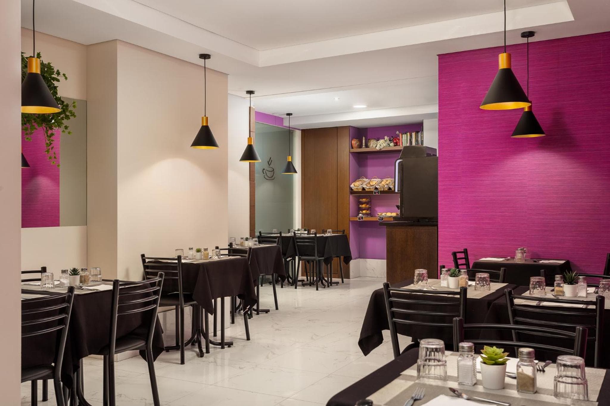 Hotel Luena — 30