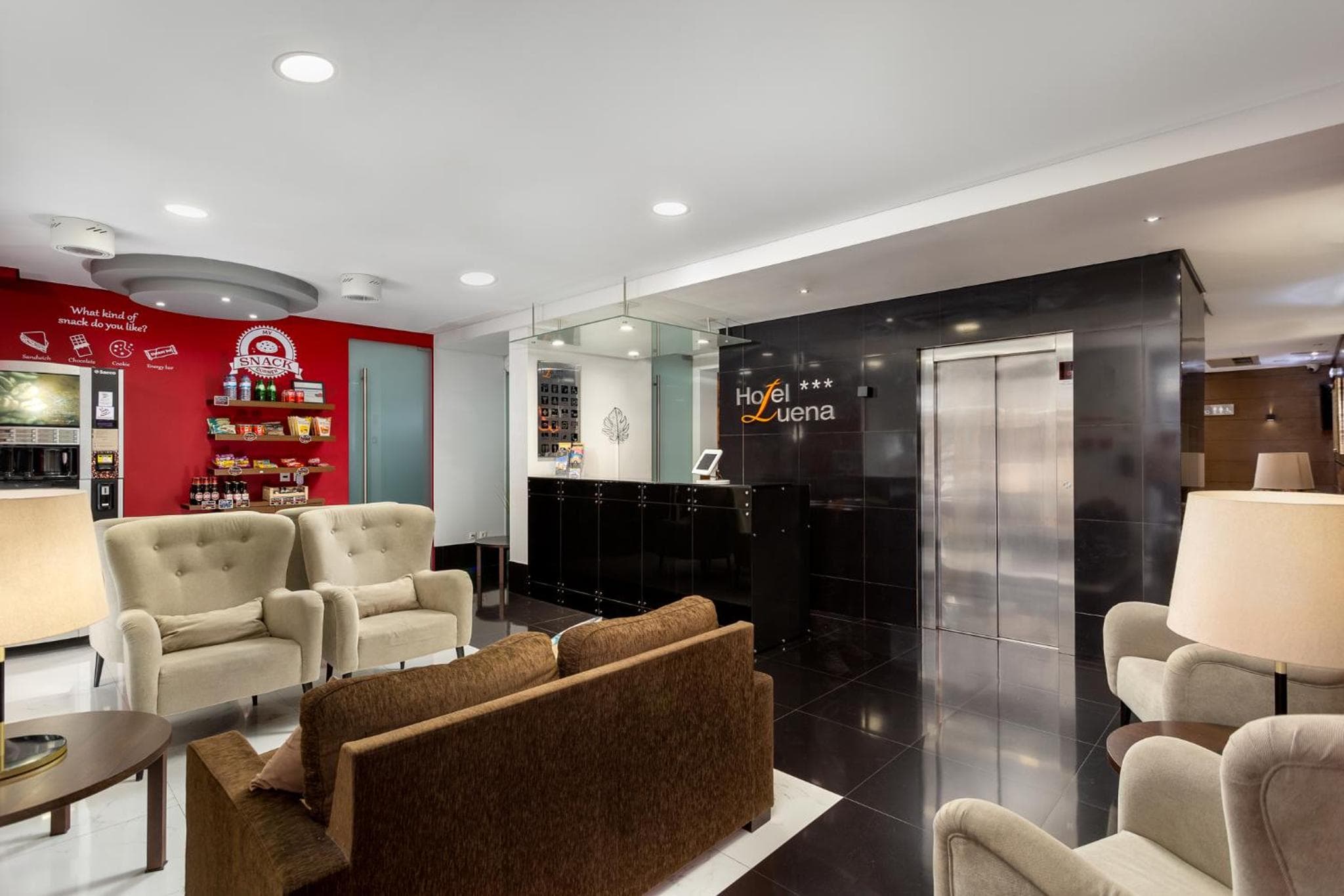 Hotel Luena — 12