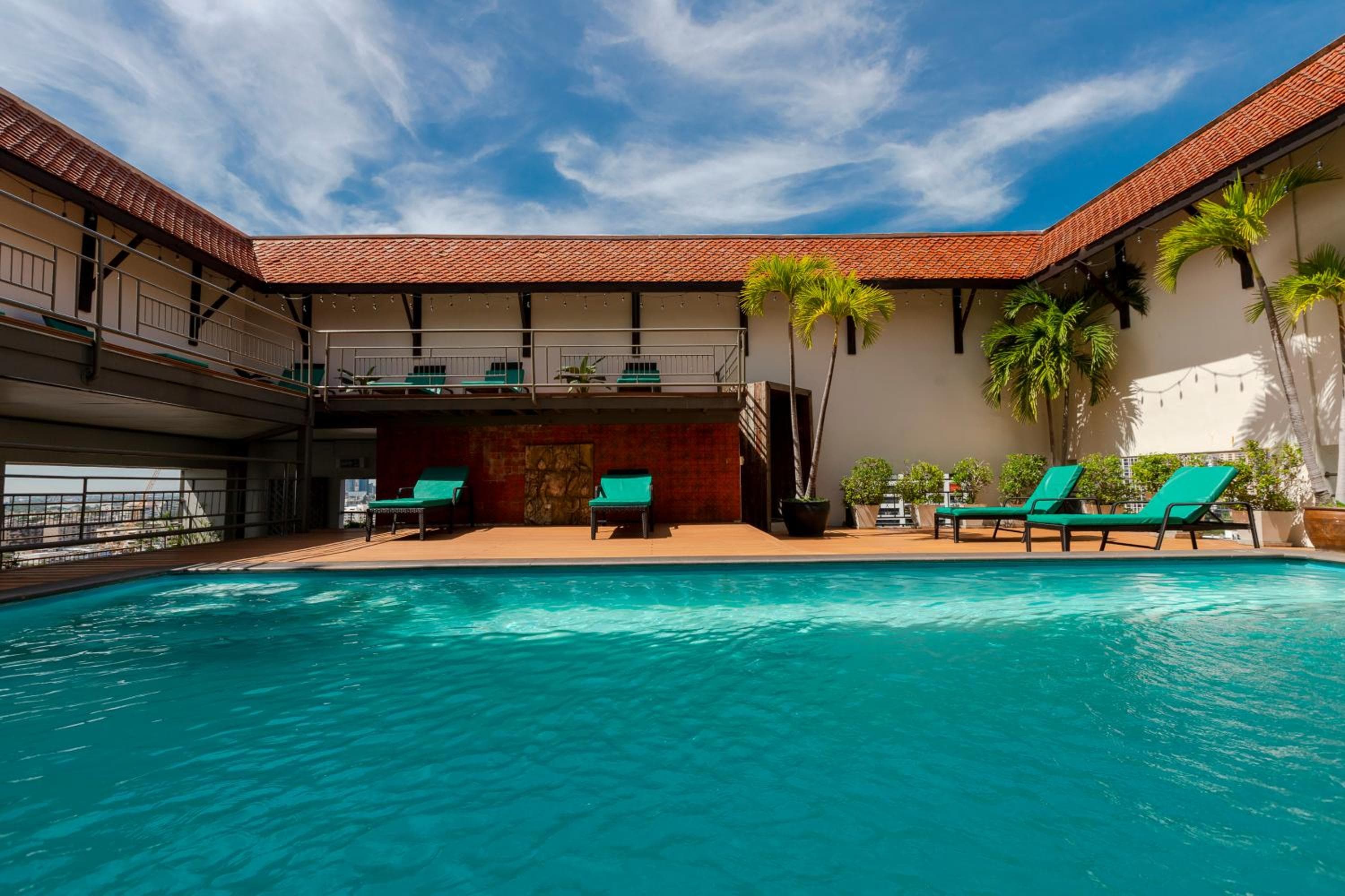 Pinnacle Lumpini Park Hotel — 5