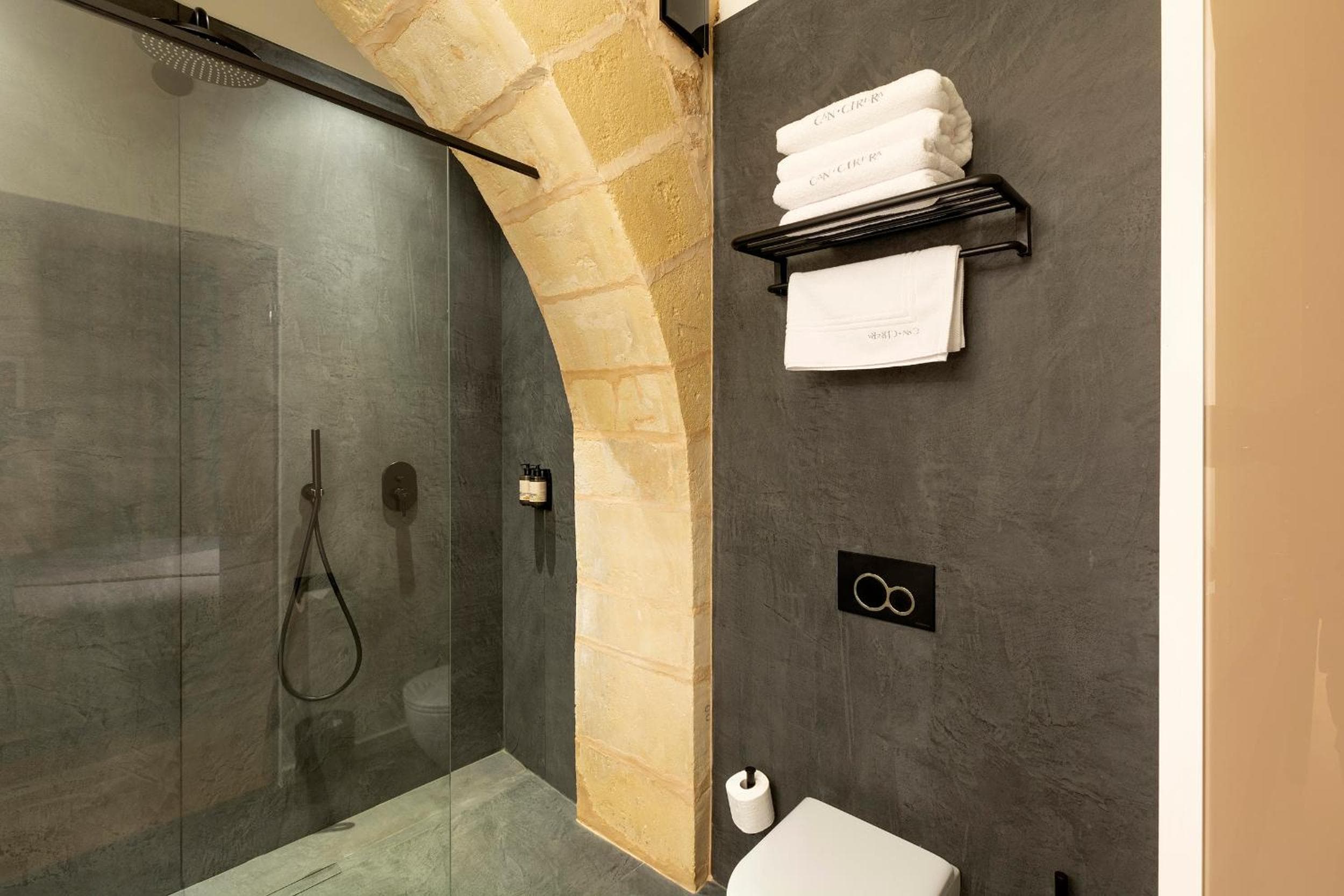 Hotel Can Cirera — 18