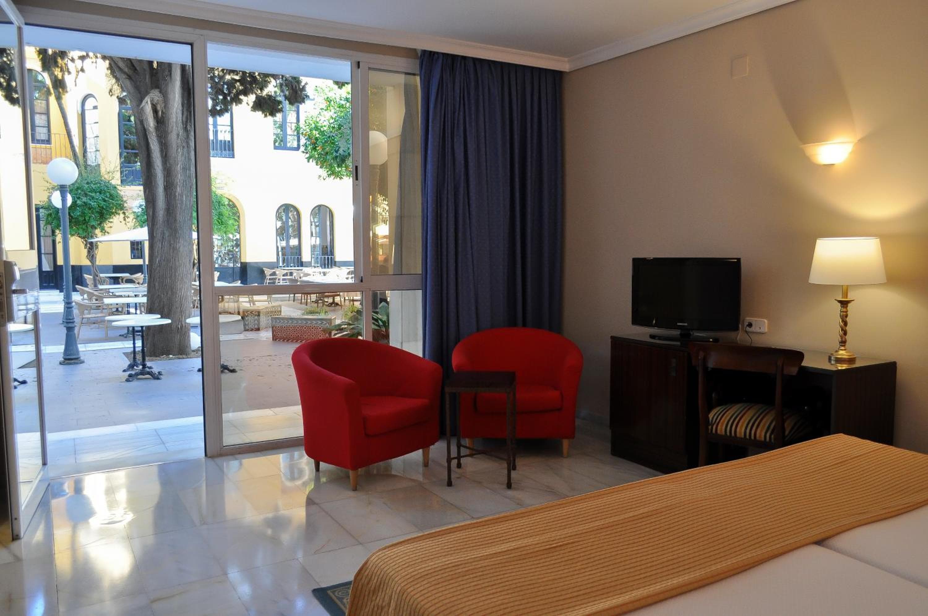 Hotel San Gil — 10