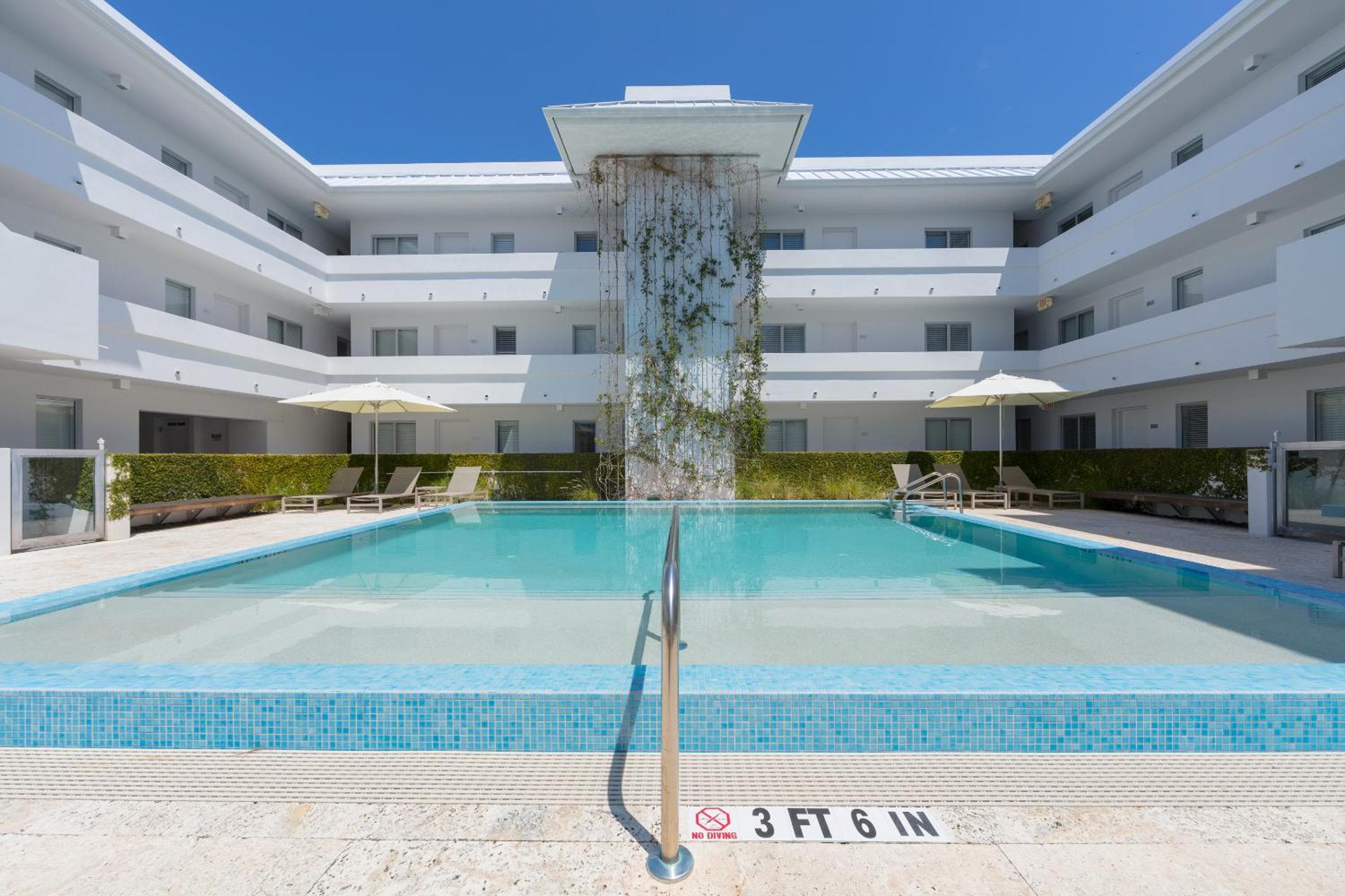 Beach Haus Key Biscayne Appartamenti contemporanei — 9