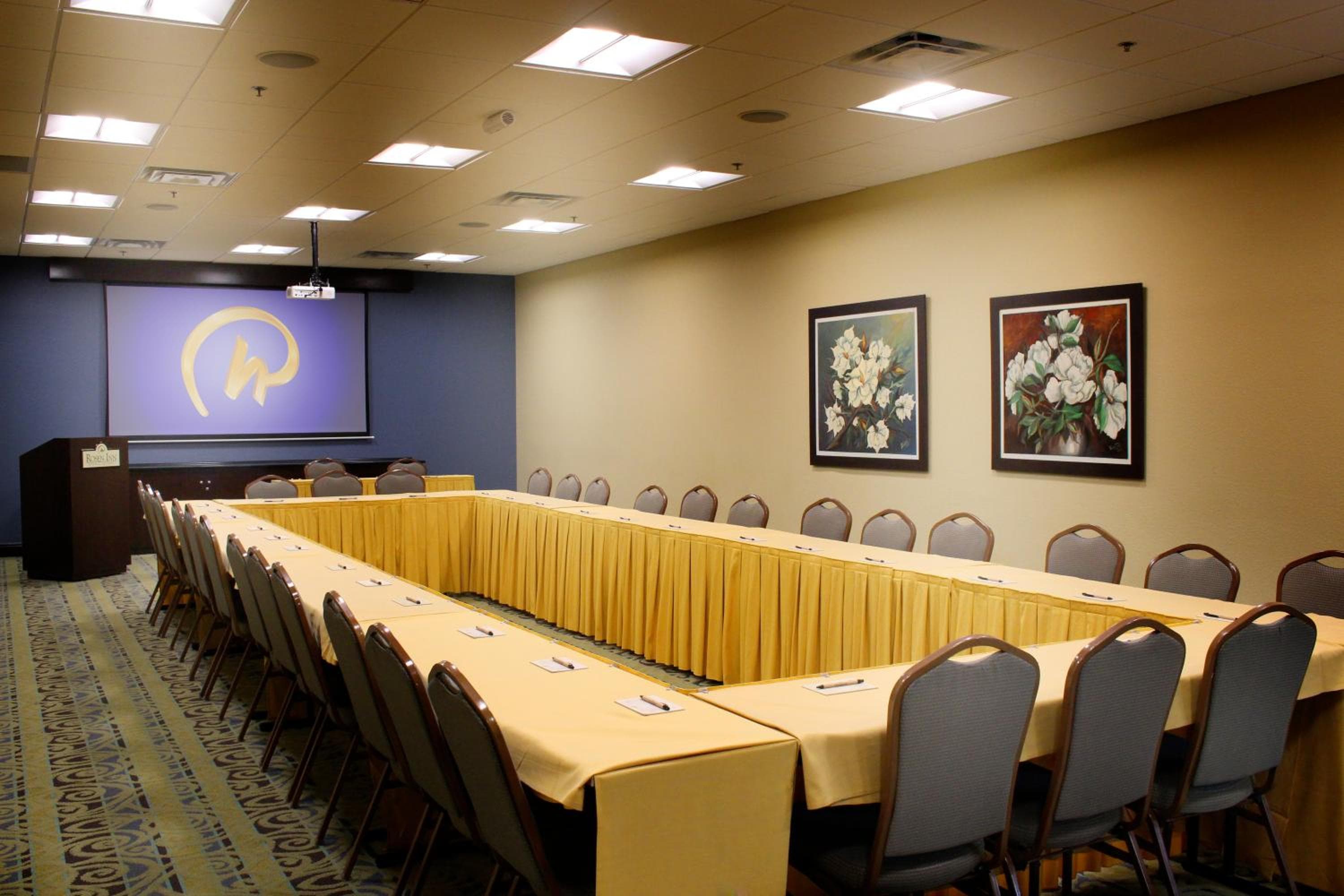 Rosen Inn at Pointe Orlando — 8