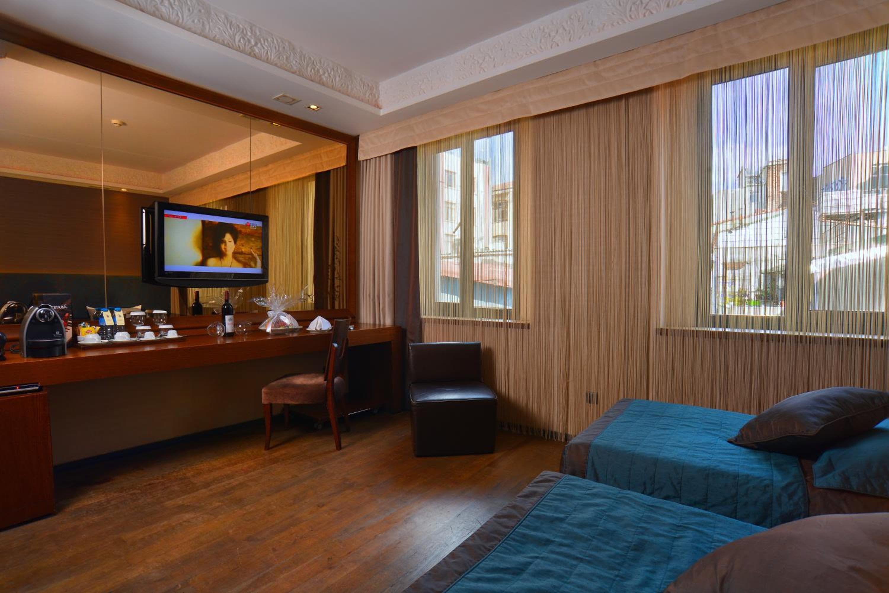Pera Tulip Hotel — 18