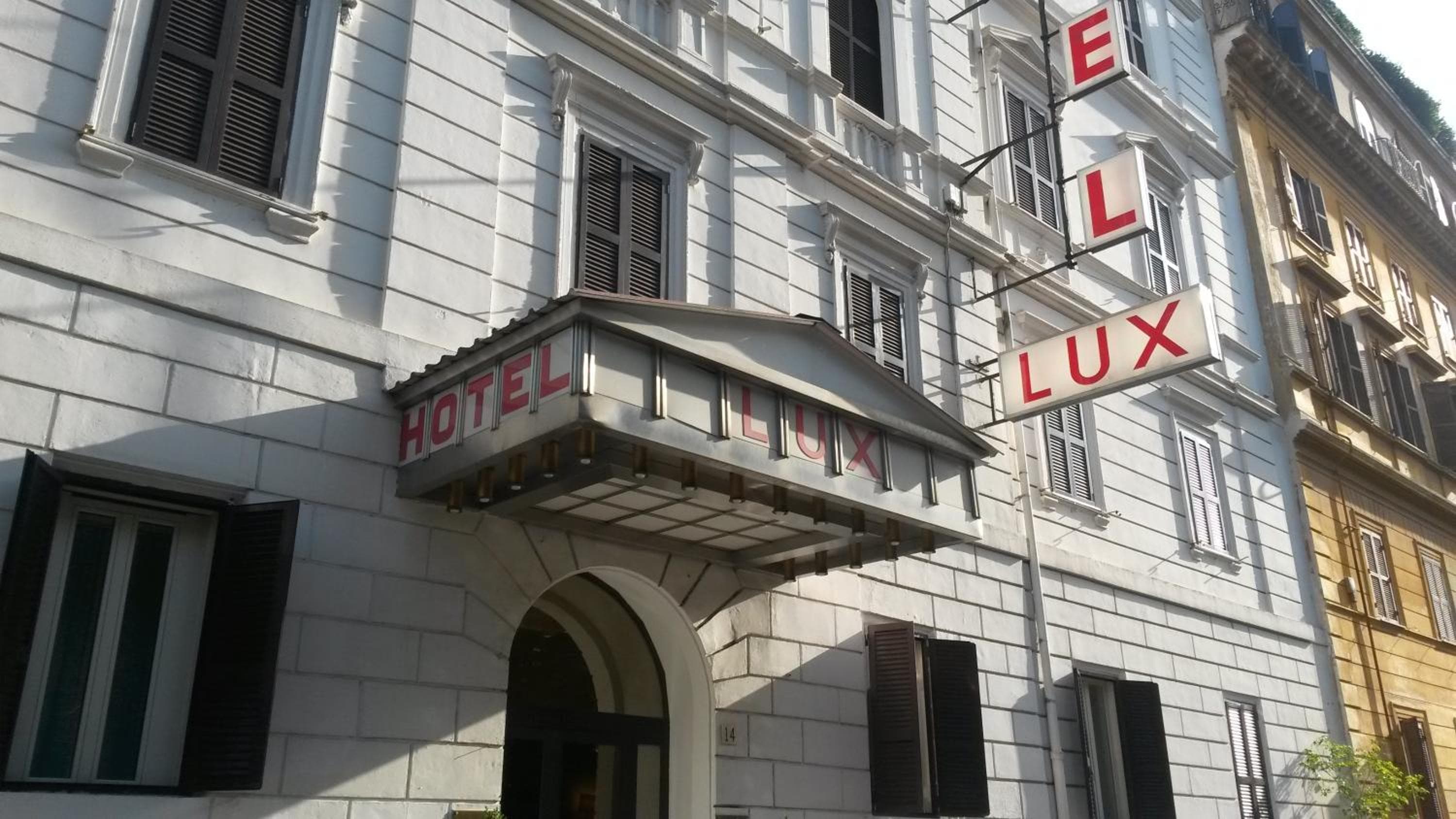 Raeli Hotel Lux — 14