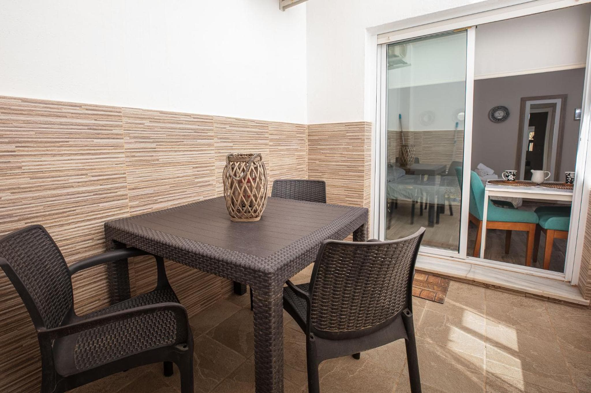 Apartamentos Lola Beach — 7