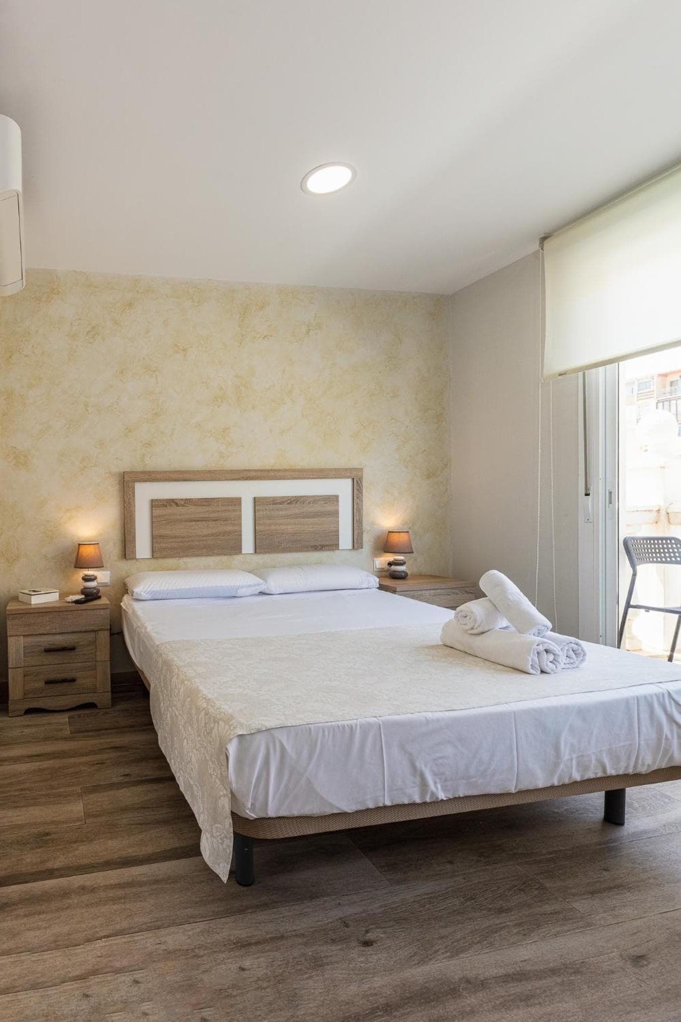 Apartamentos Lola Beach — 22
