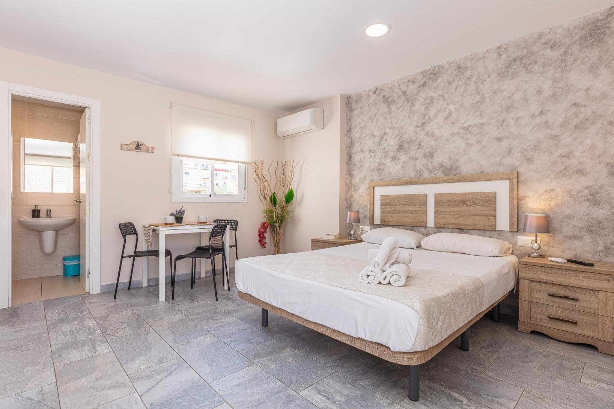 Apartamentos Lola Beach -> Apartments Lola Beach — 1
