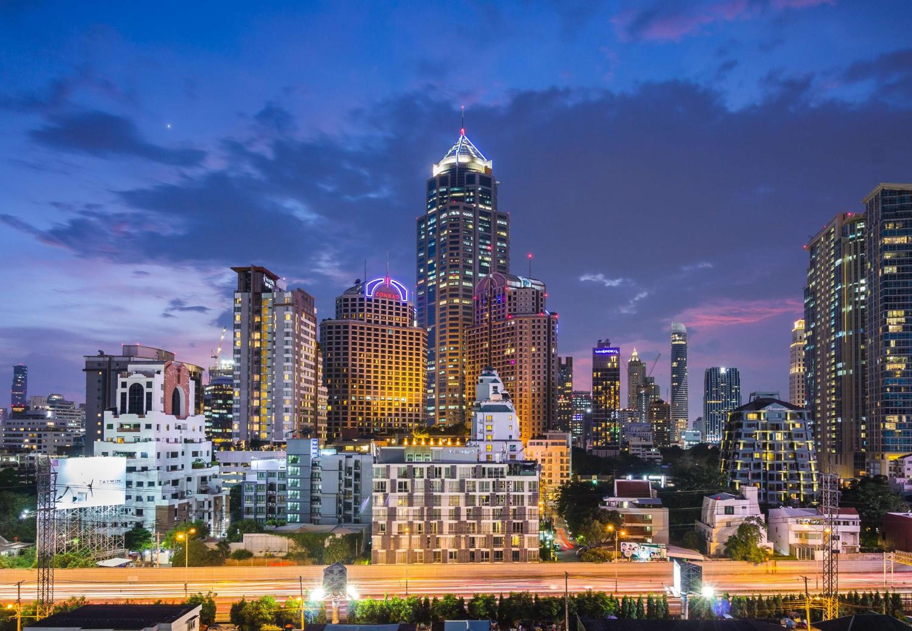 SureStay Plus di Best Western Sukhumvit 2 — 1