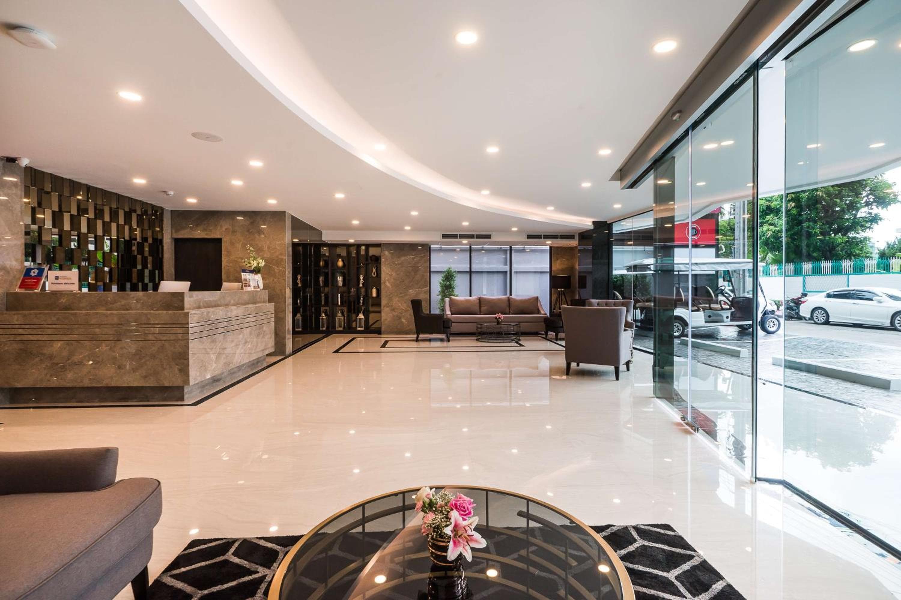 SureStay Plus di Best Western Sukhumvit 2 — 20
