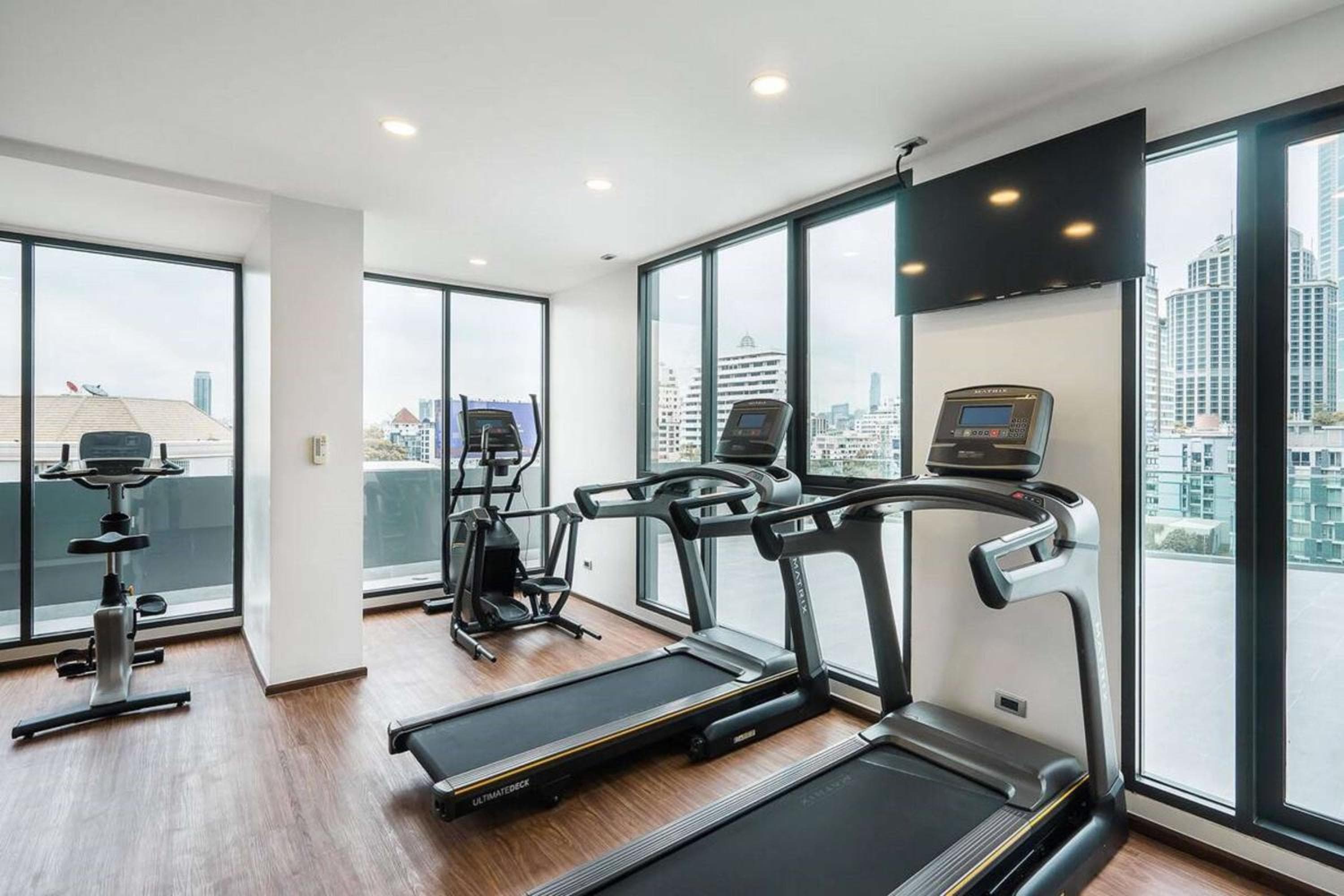 SureStay Plus by Best Western Sukhumvit 2 — 9