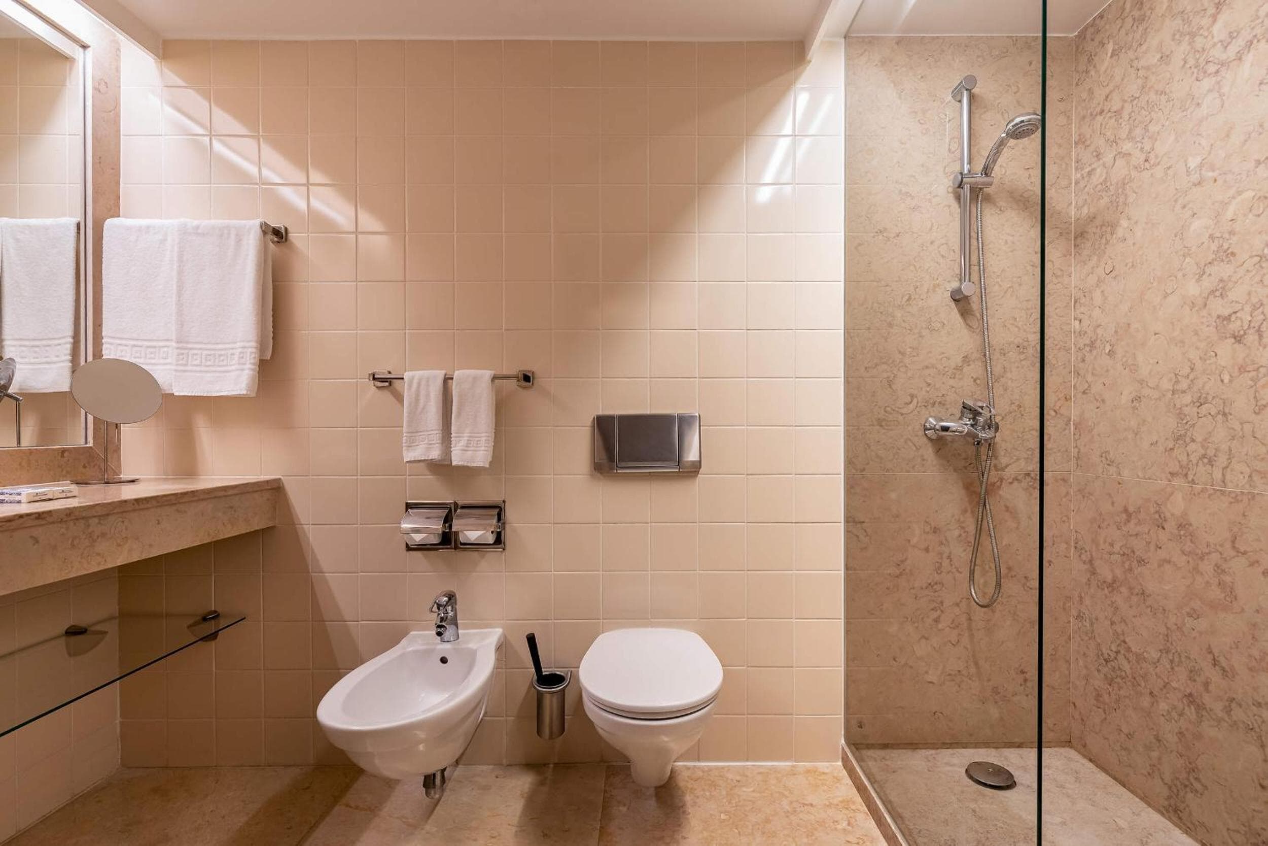 Hotel do Chiado — 18
