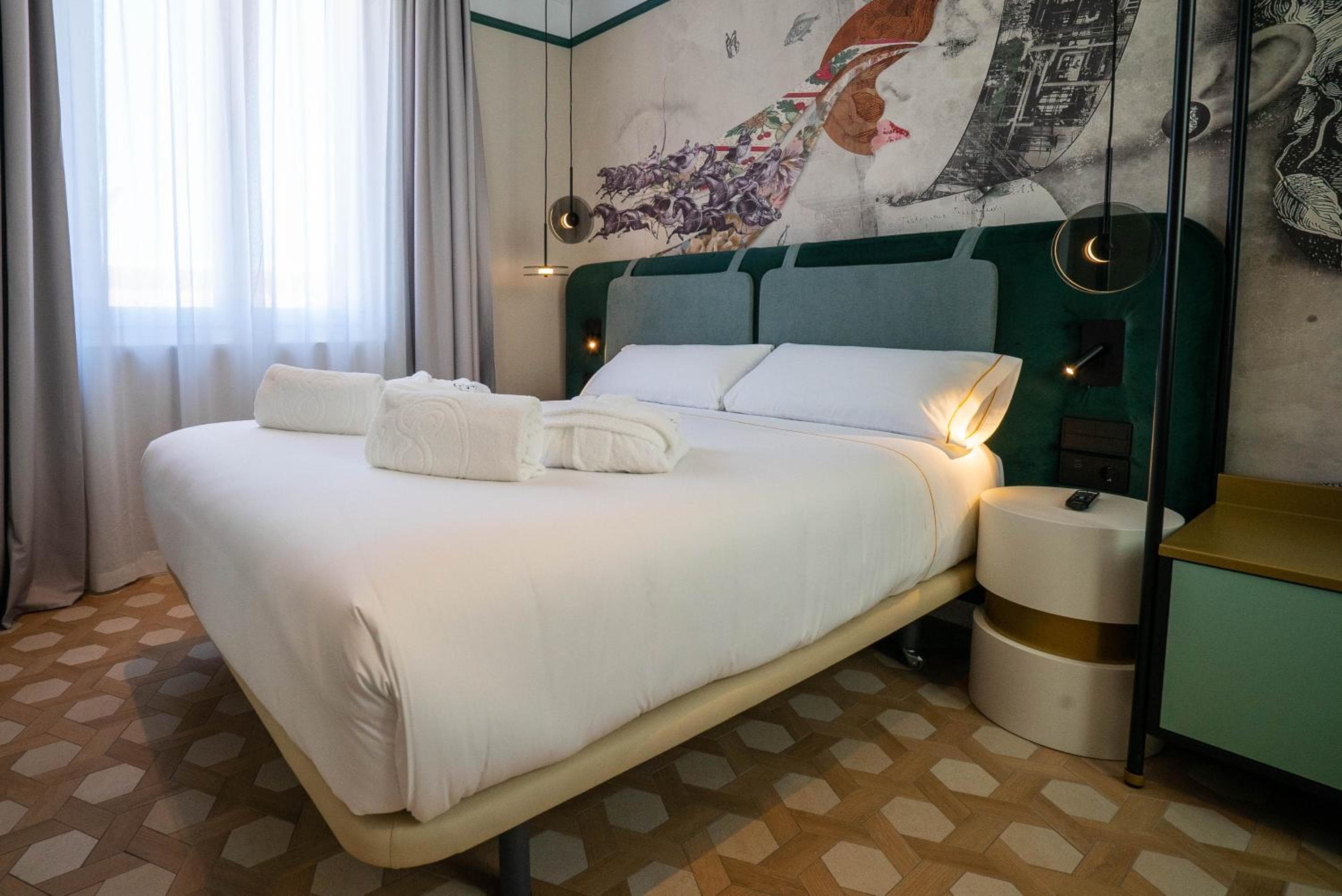 SmartRental Collection Gran Vía Capital — 14
