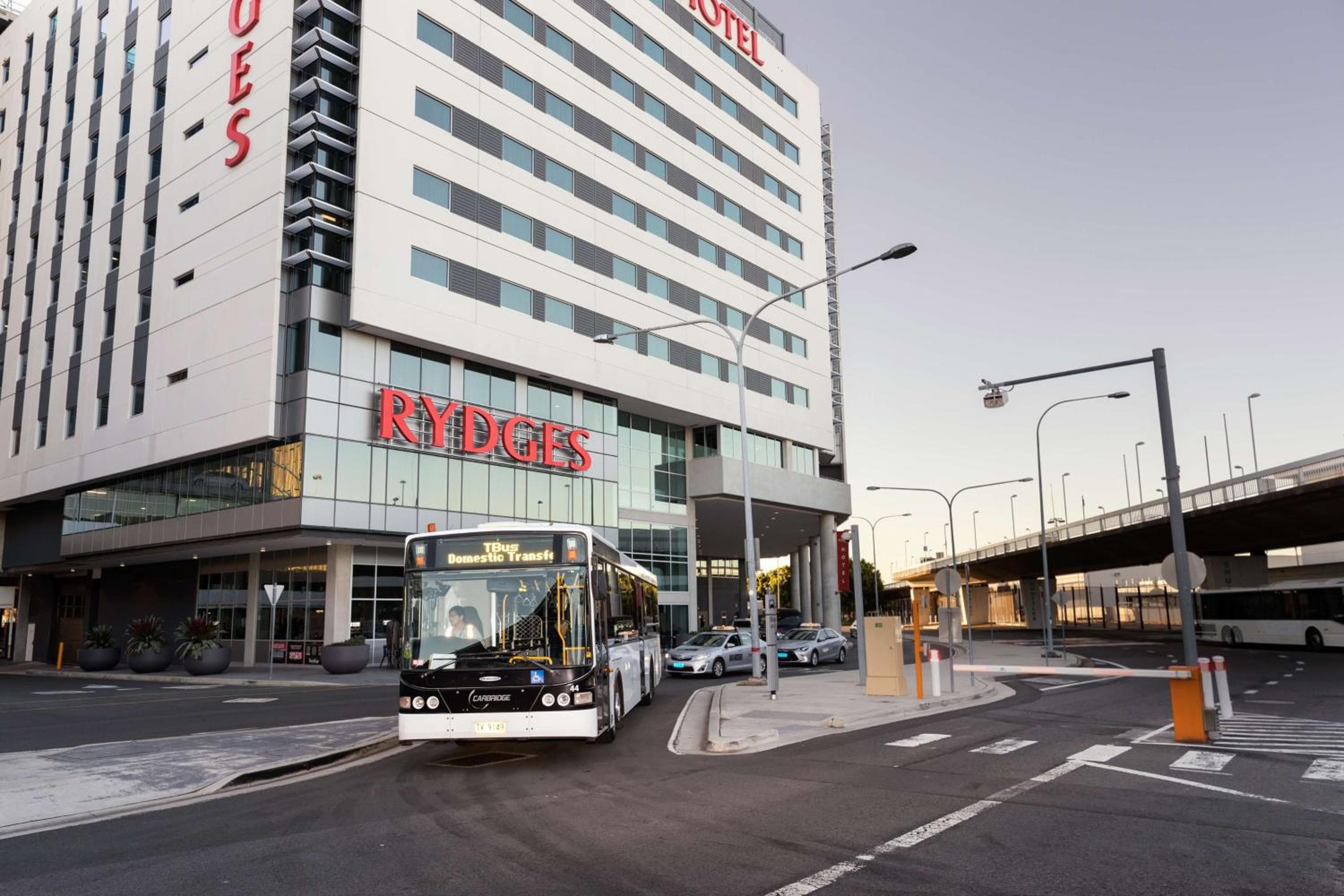 Rydges Sydney Airport Hotel hotel, 8 Arrivals Court, Sydney International Airport, Australia — photo 2