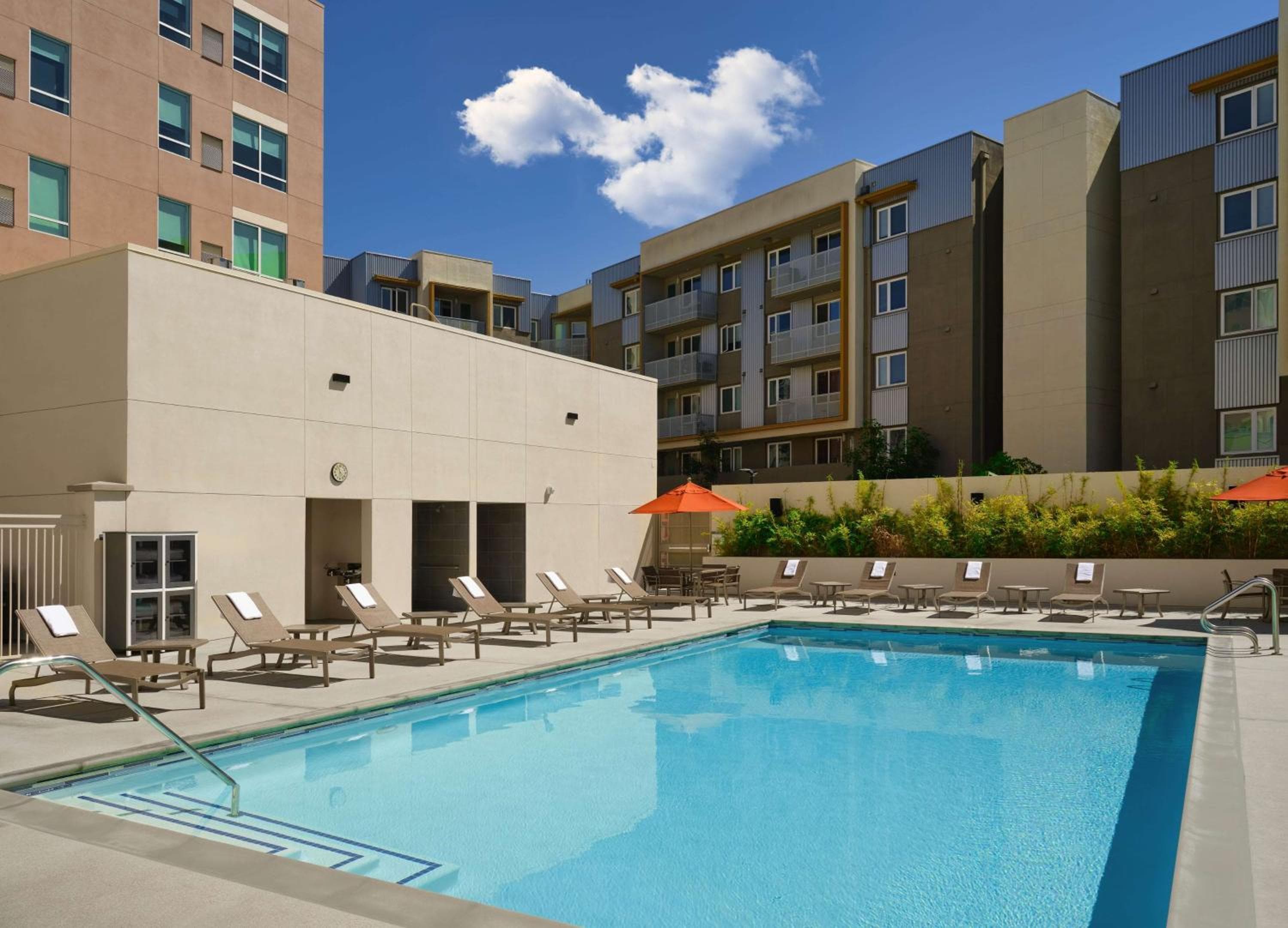 Hyatt House LA - Centro Médico Universitario — 8