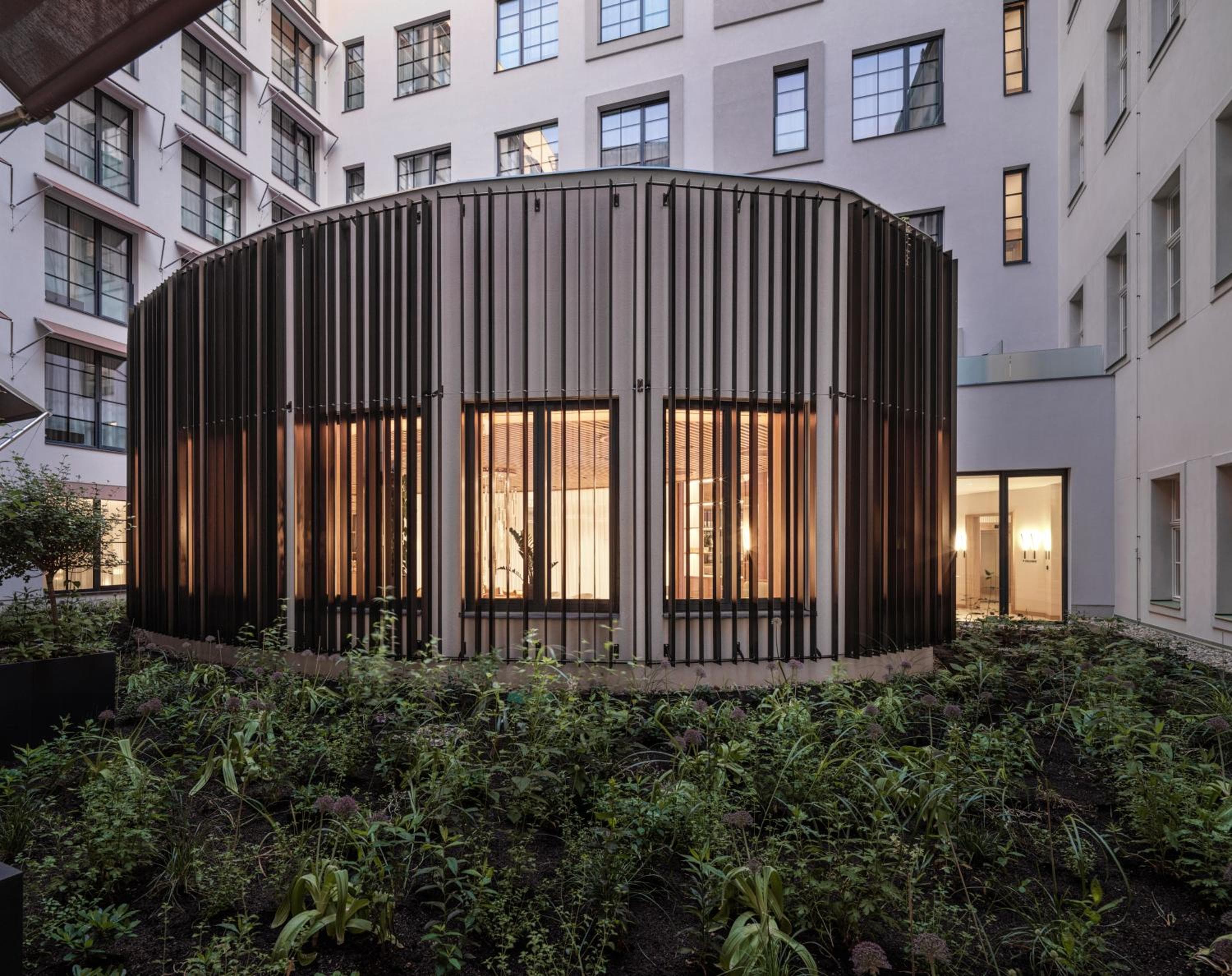 The Julius Prague hotel, 3 Senovážné náměstí, Prague, Czech Republic — photo 18