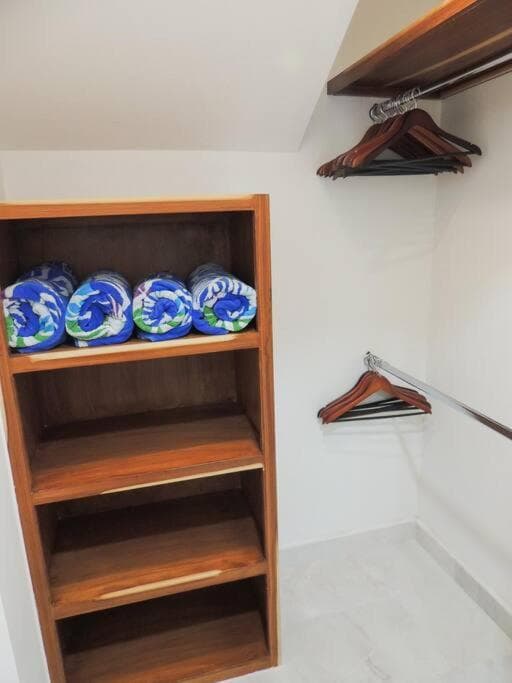 BEAUTIFUL OCEAN VIEW CONDO, 3BR 3.5 BT — 6
