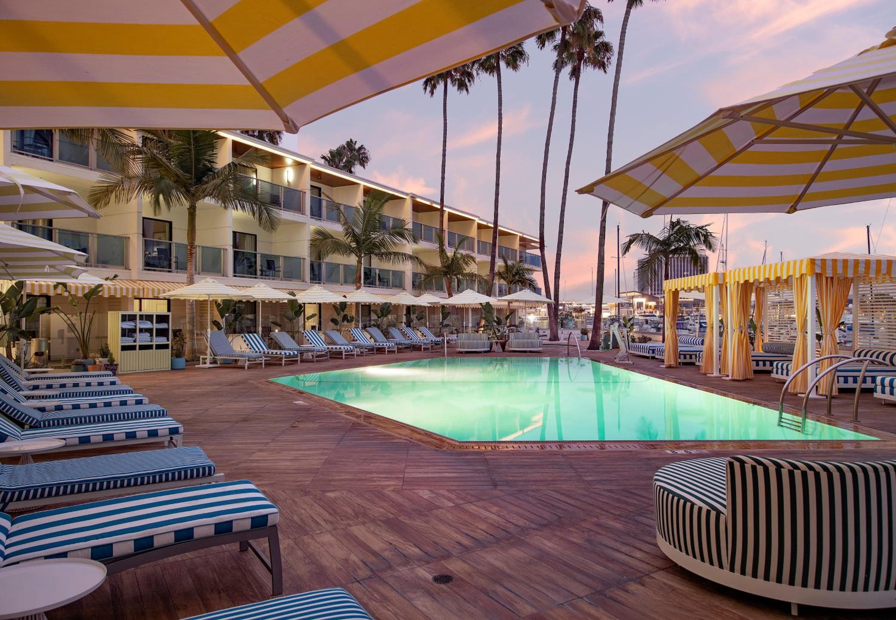 Marina del Rey Hotel — 9