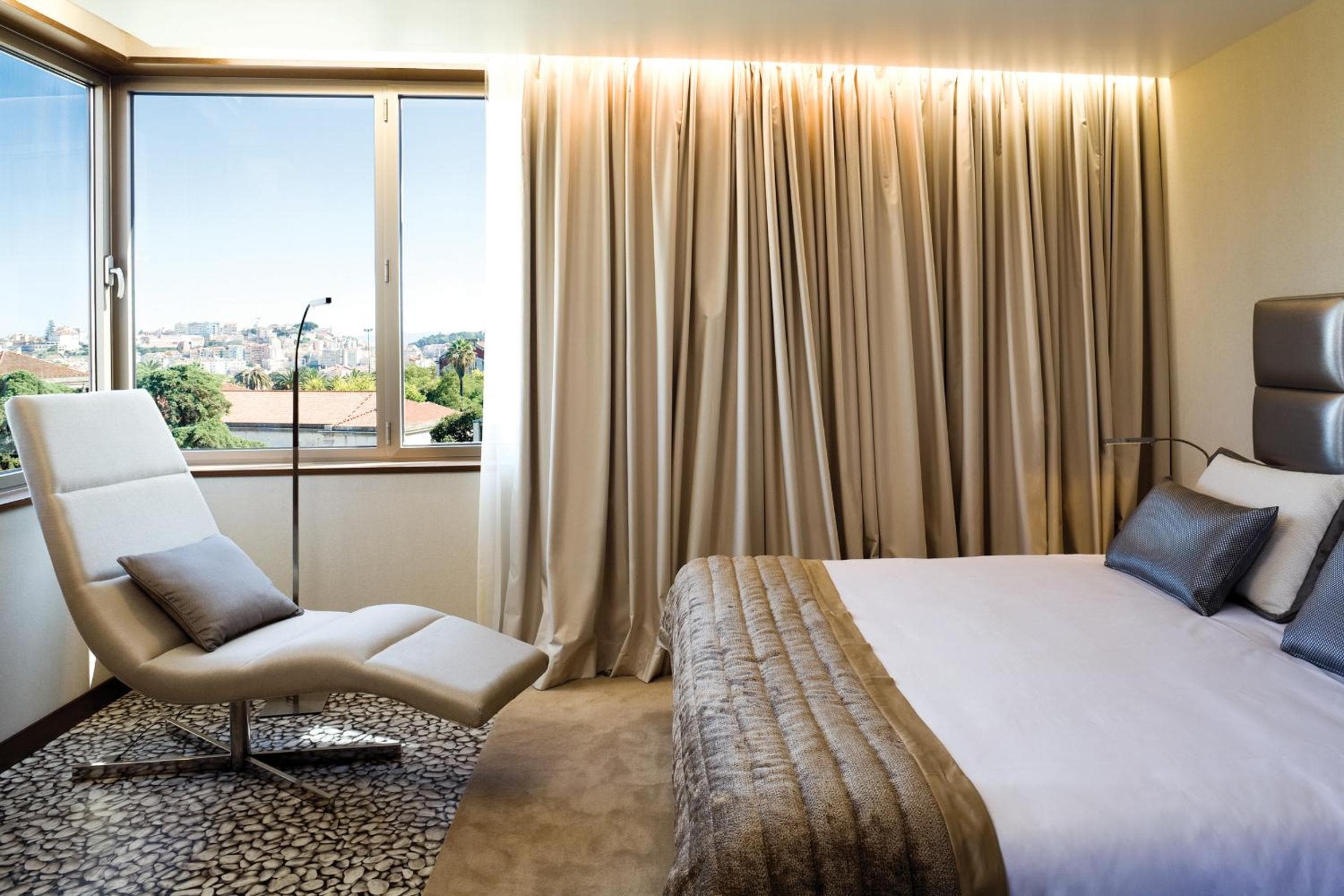 NEYA Lissabon Hotel — 15