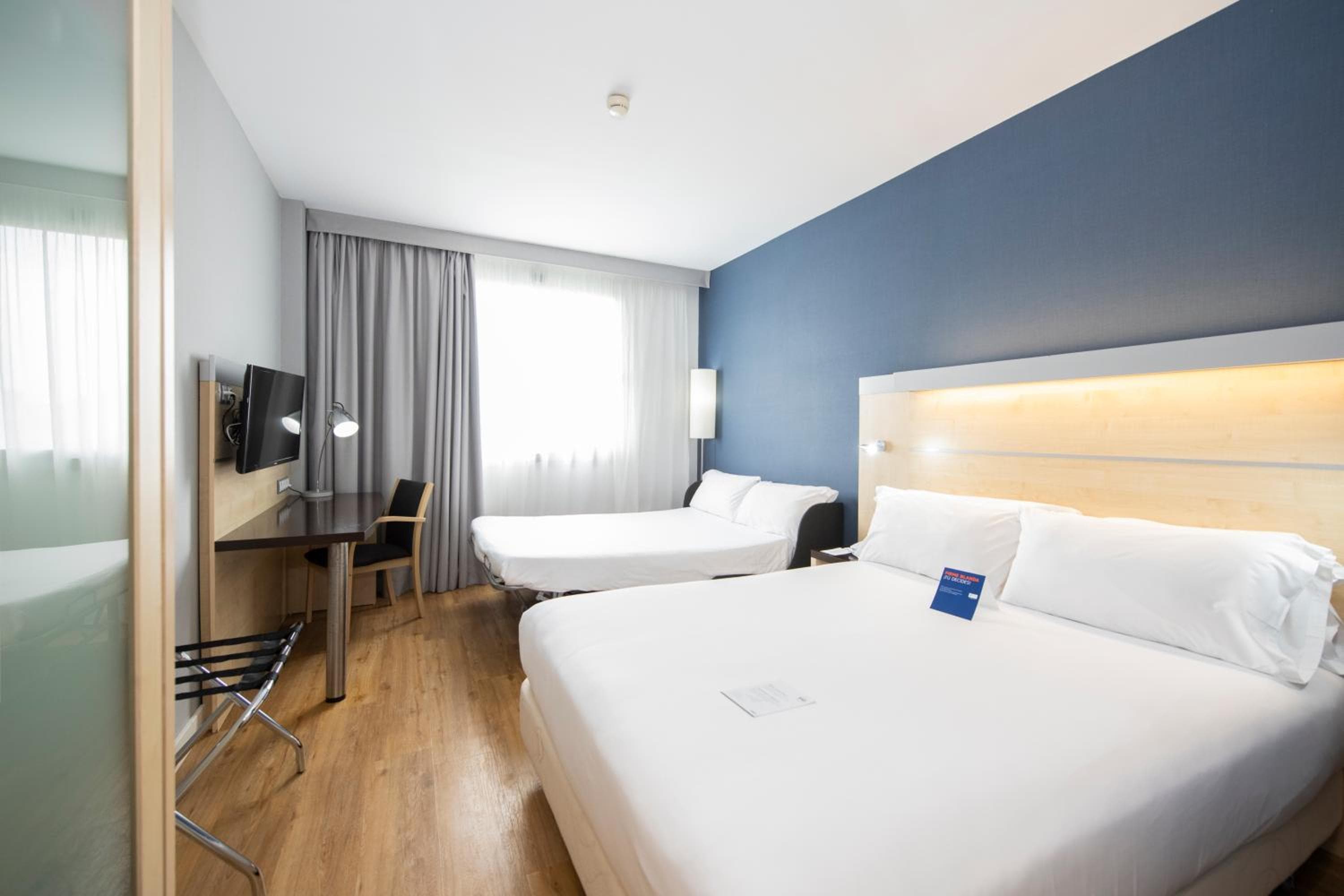 Holiday Inn Express Barcelona Ciudad 22@, un hotel IHG — 2