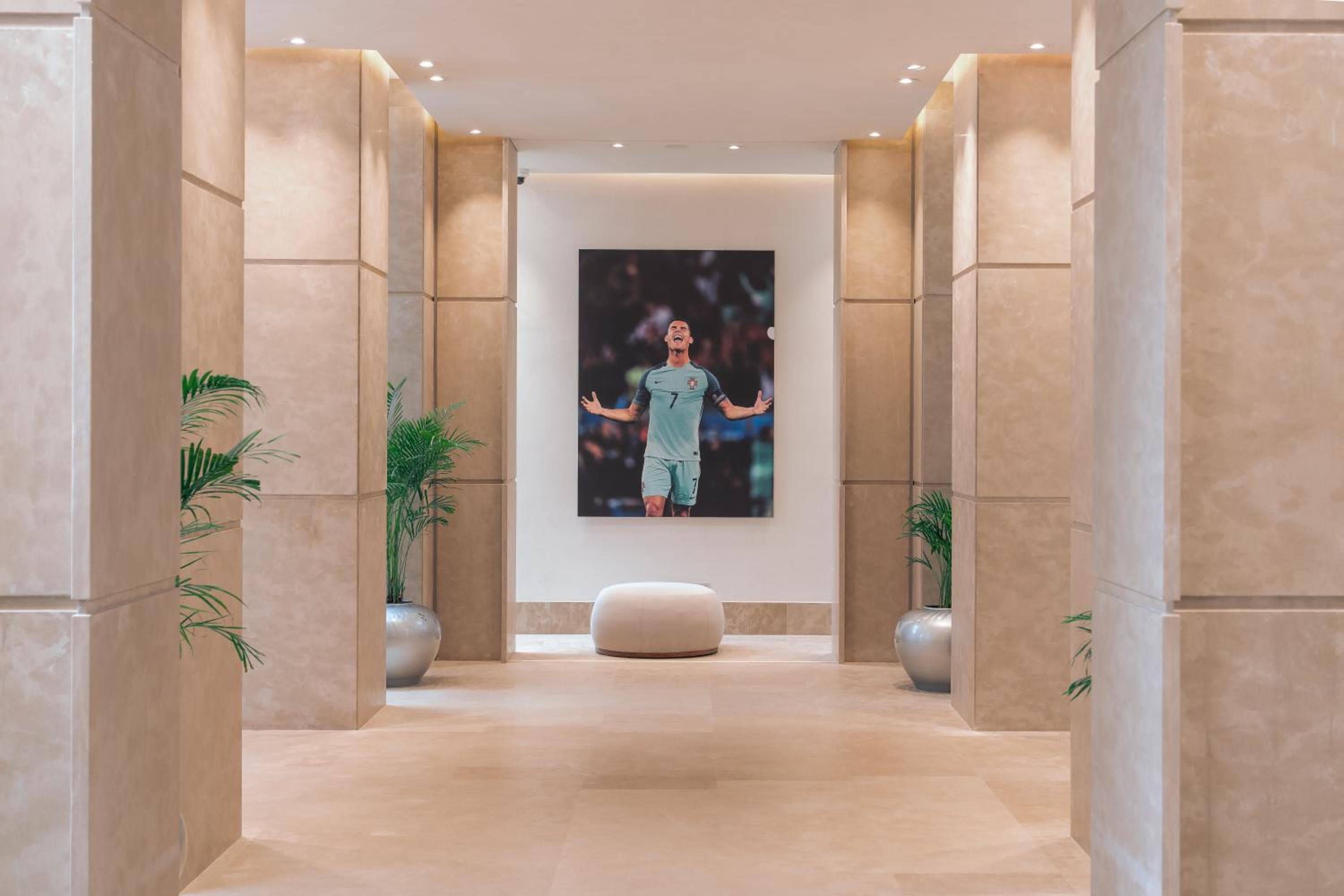 Pestana CR7 Marrakech hotel, Avenue de la Ménara, Marrakech, Morocco — photo 4