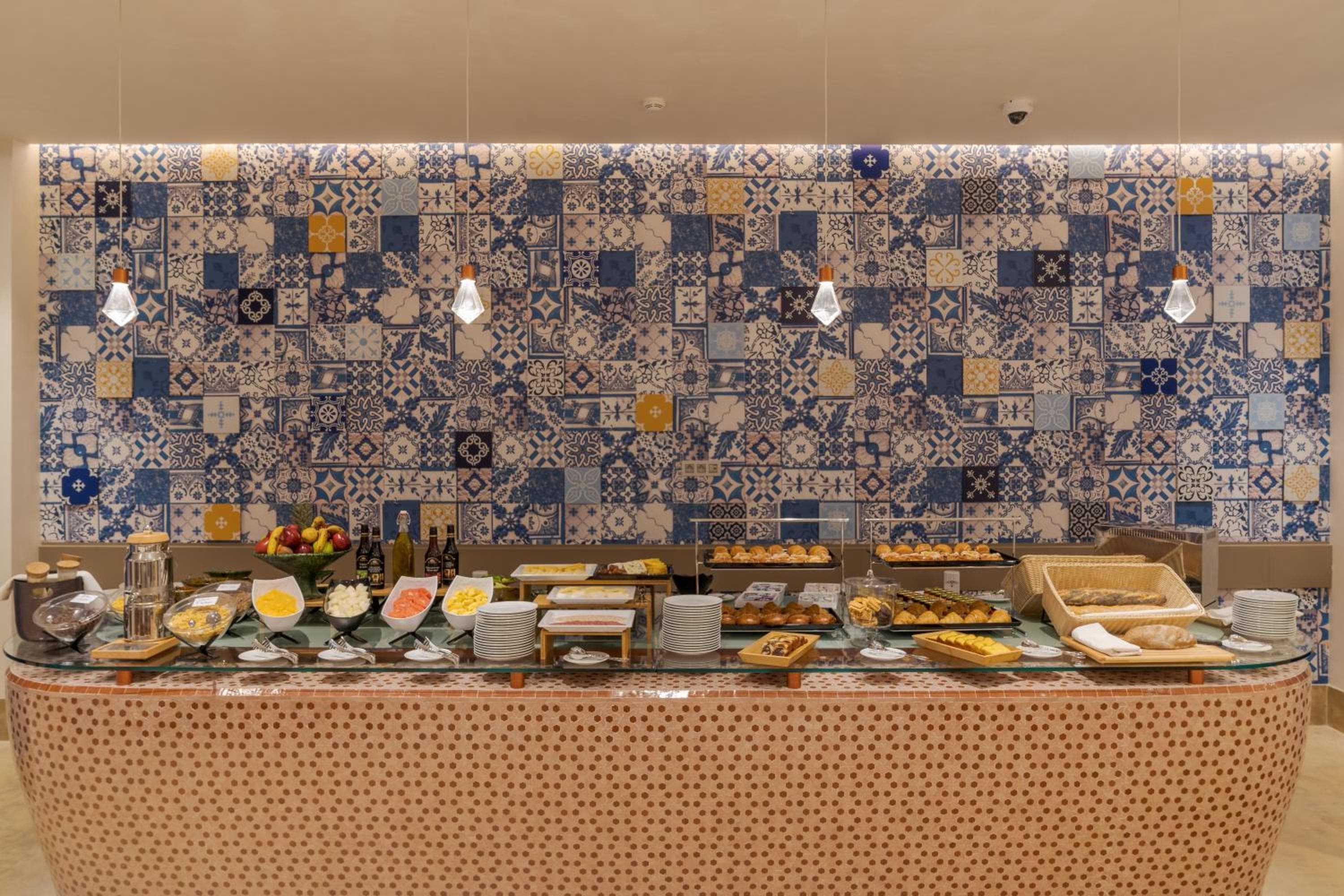 Pestana CR7 Marrakech hotel, Avenue de la Ménara, Marrakech, Morocco — photo 19