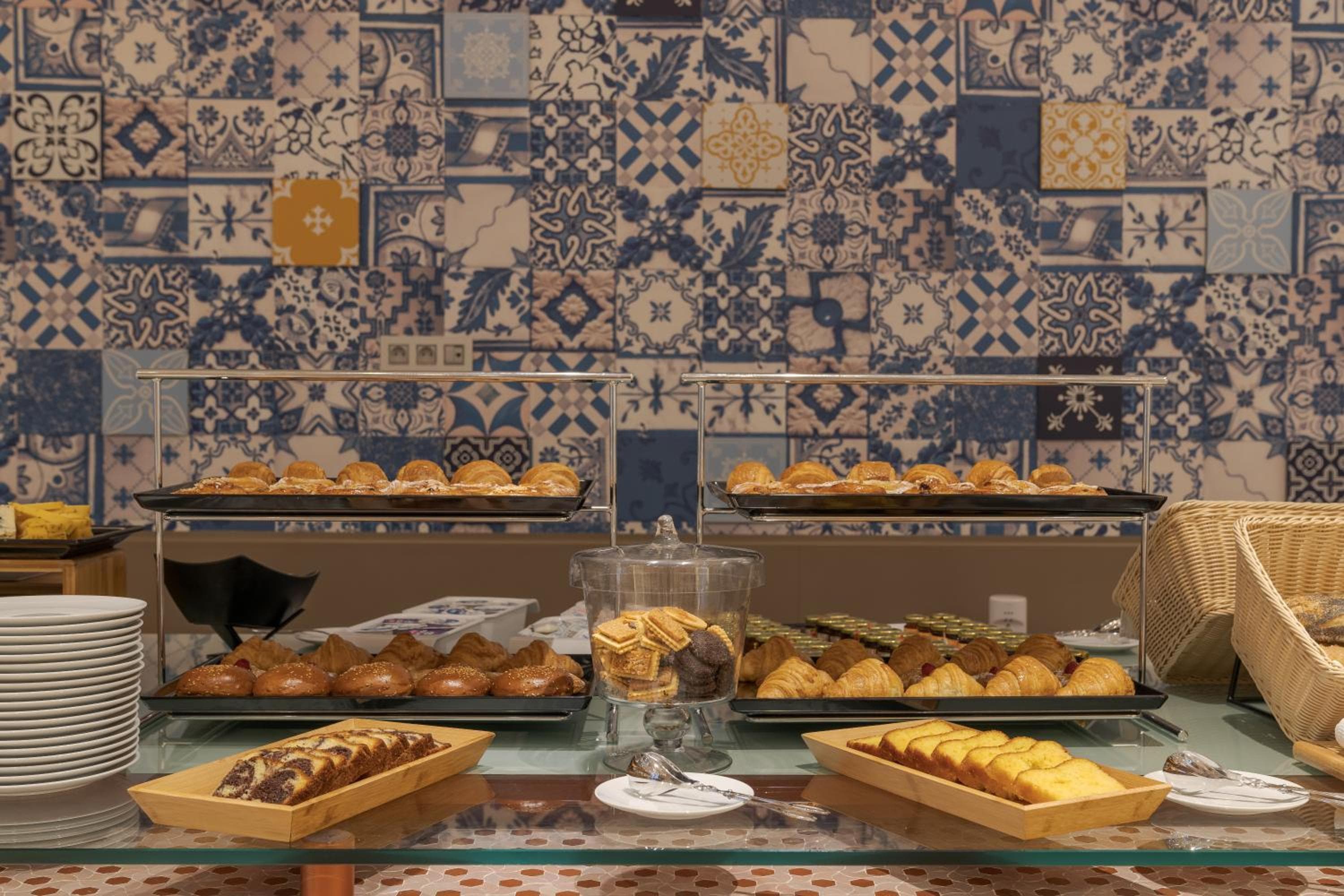 Pestana CR7 Marrakech hotel, Avenue de la Ménara, Marrakech, Morocco — photo 38