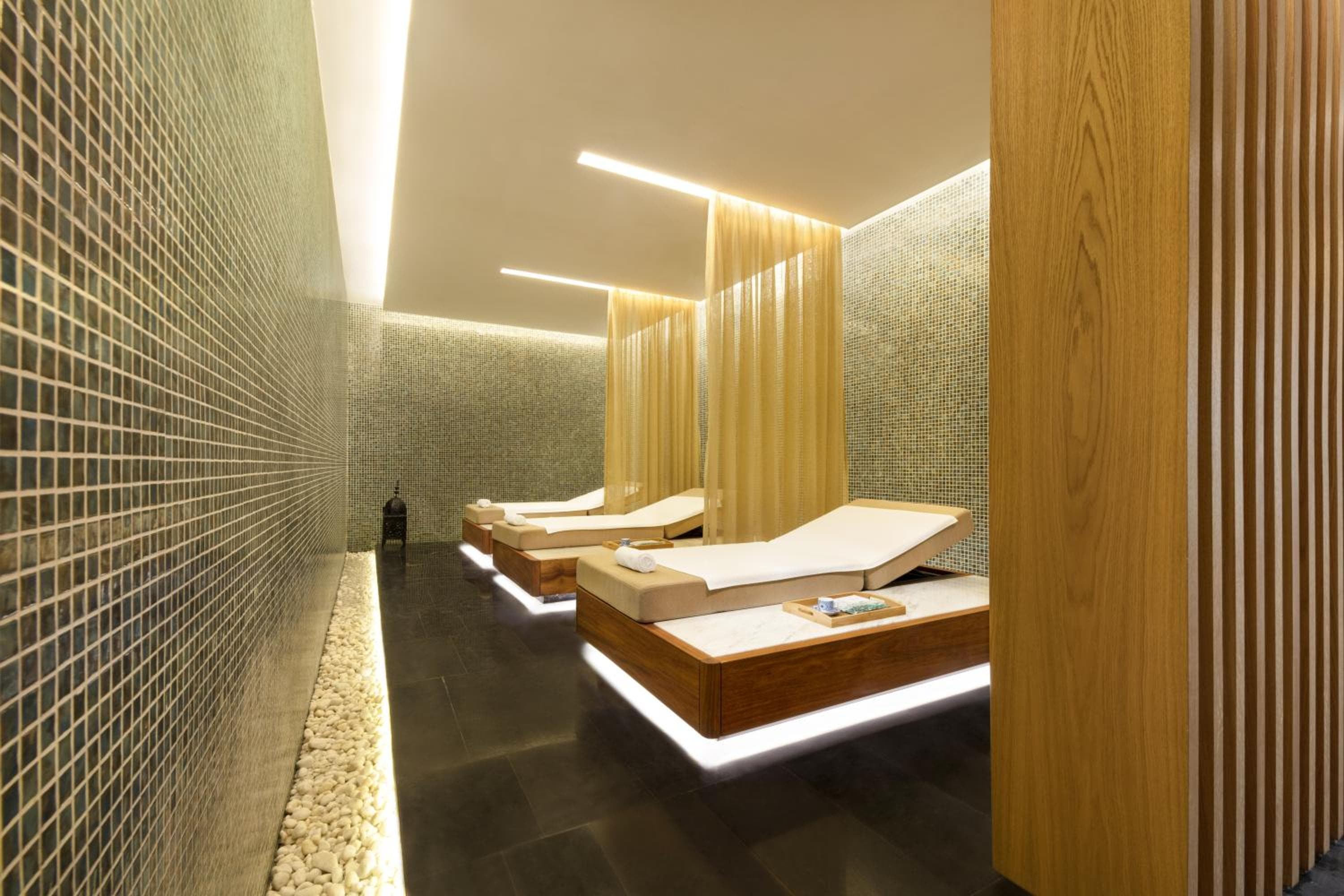 Pestana CR7 Marrakech hotel, Avenue de la Ménara, Marrakech, Morocco — photo 39