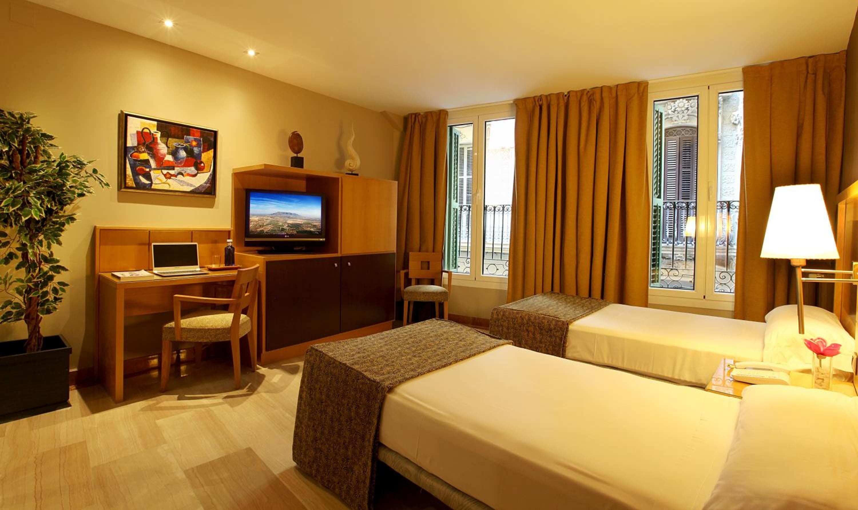 Hotel Nouvel — 28