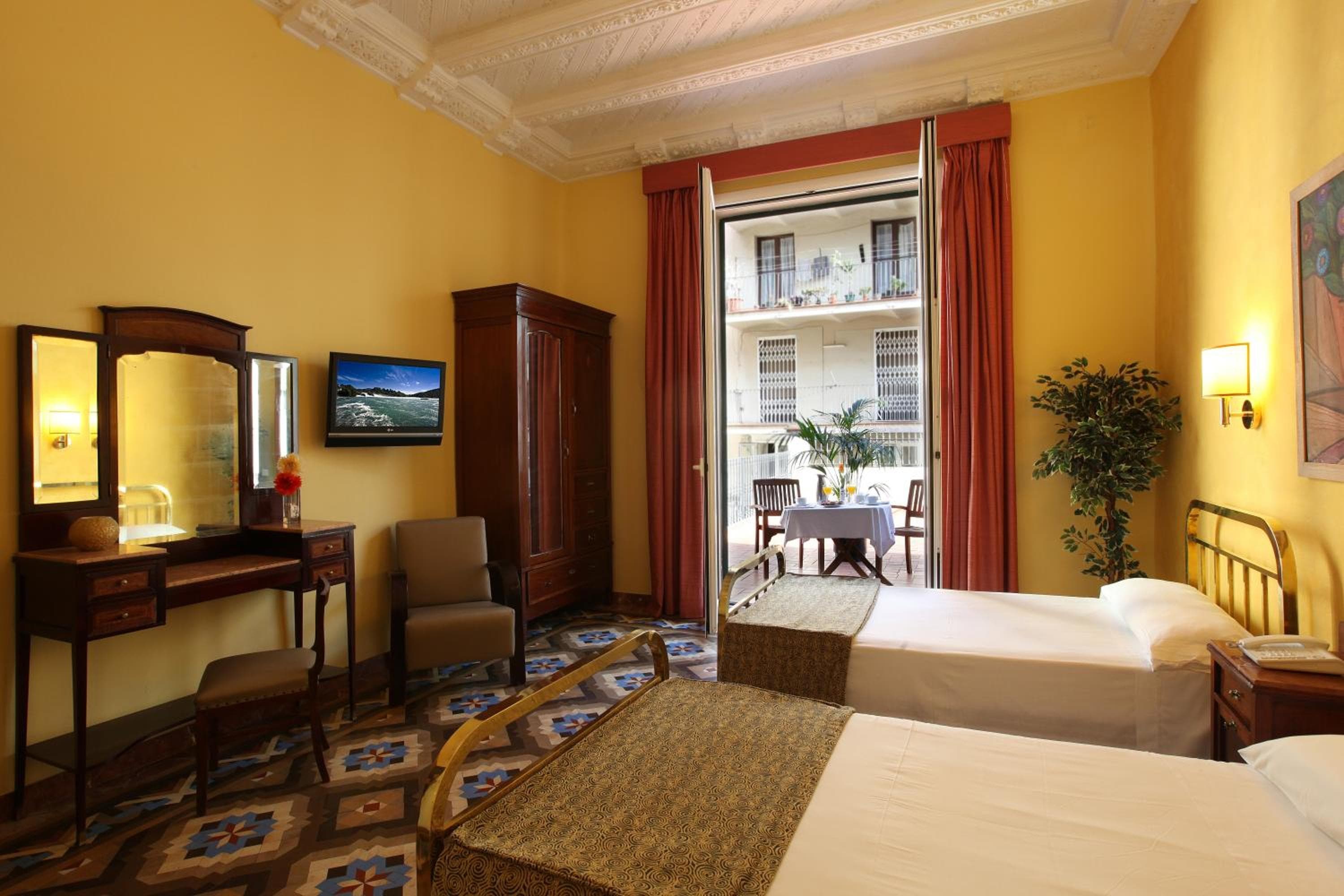 Hotel Nouvel — 27