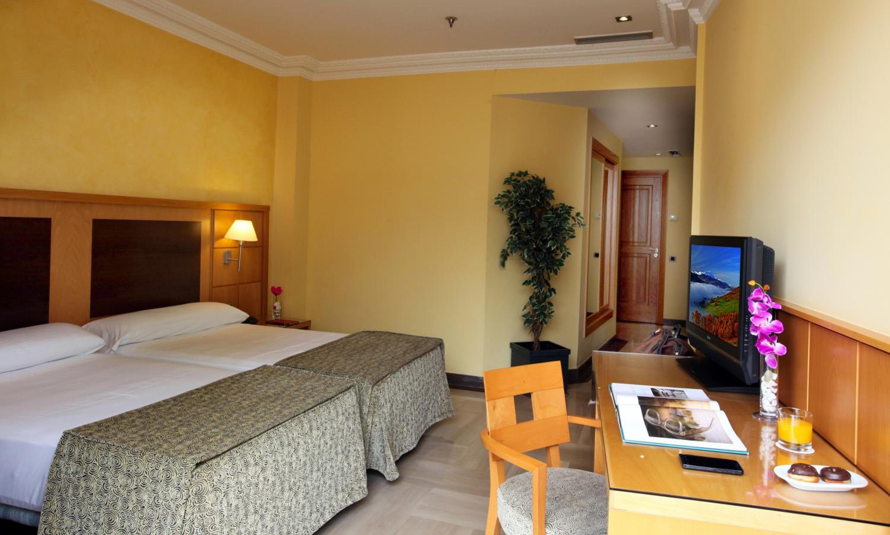 Hotel Nouvel — 12