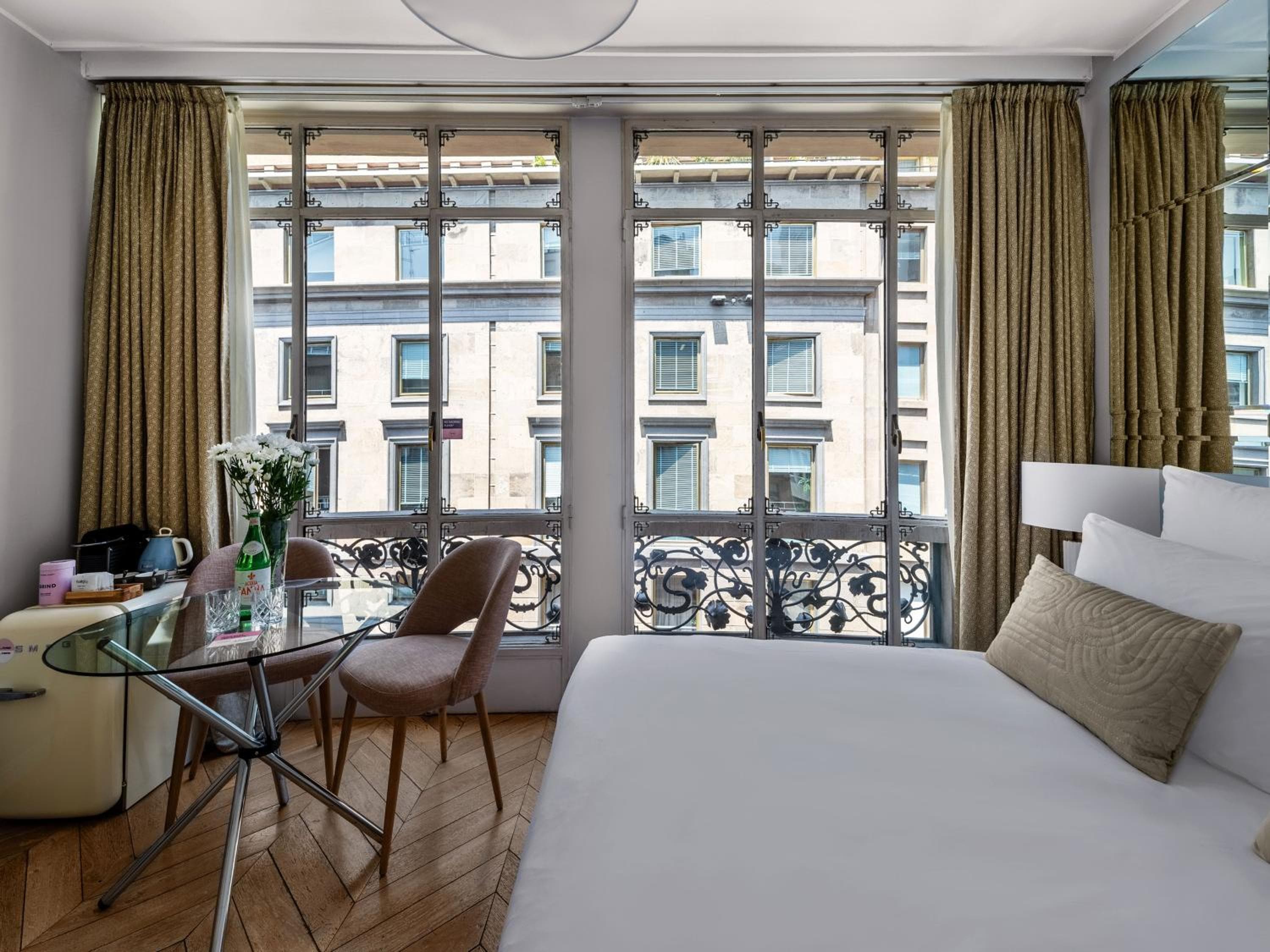 Milan Adore — 5