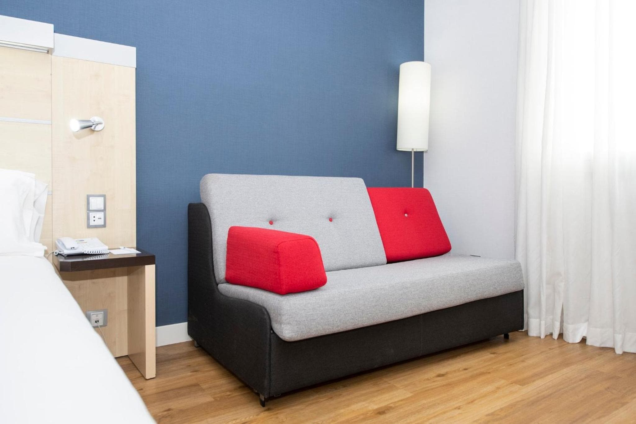 Holiday Inn Express Barcelona City 22@ by IHG — 7