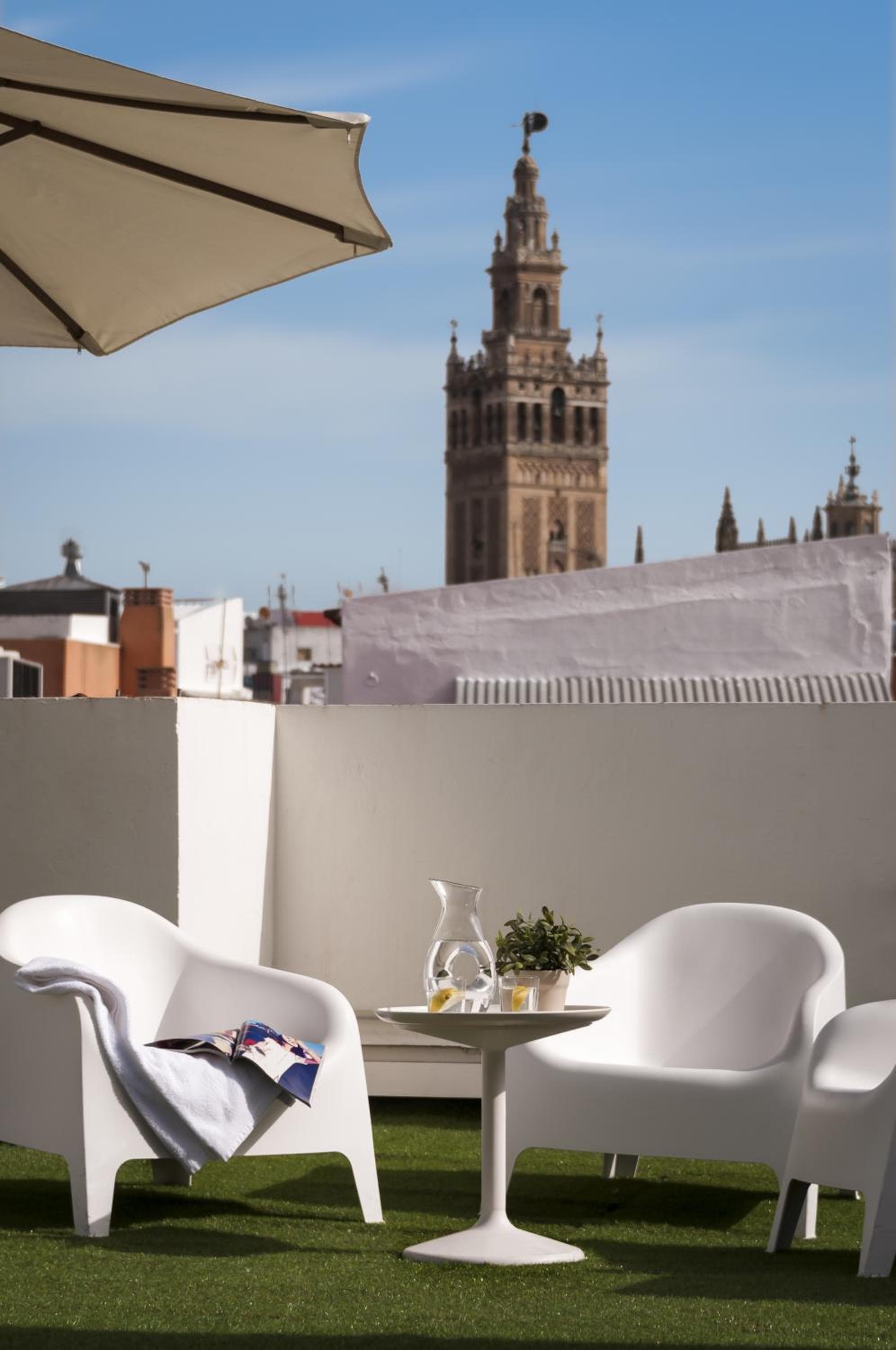 Suites Sevilla Plaza — 20