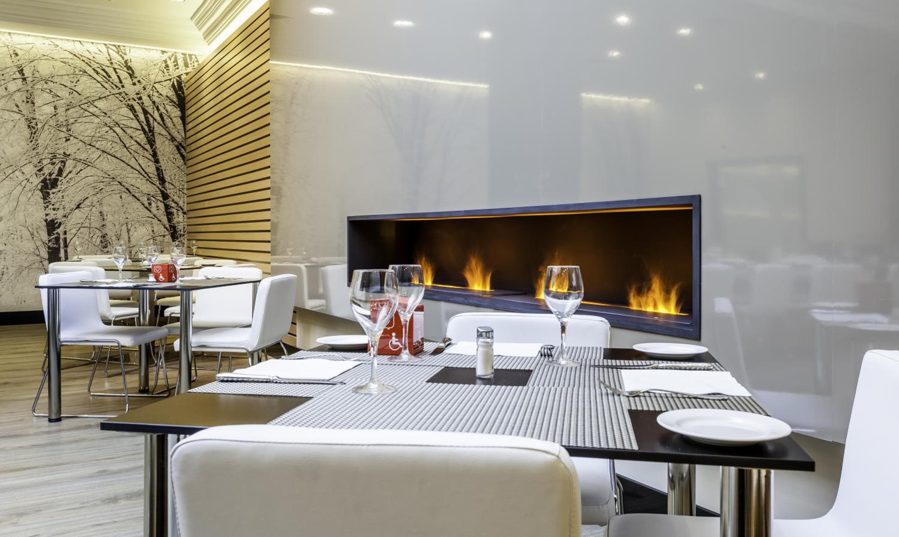 Ilunion Suites Madrid — 27