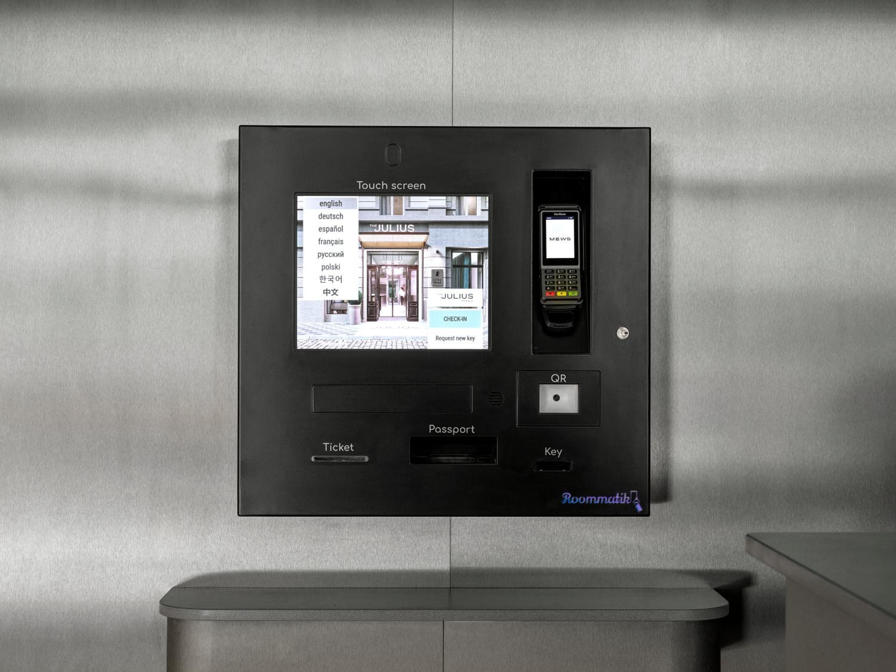 The Julius Prague hotel, 3 Senovážné náměstí, Prague, Czech Republic — photo 129