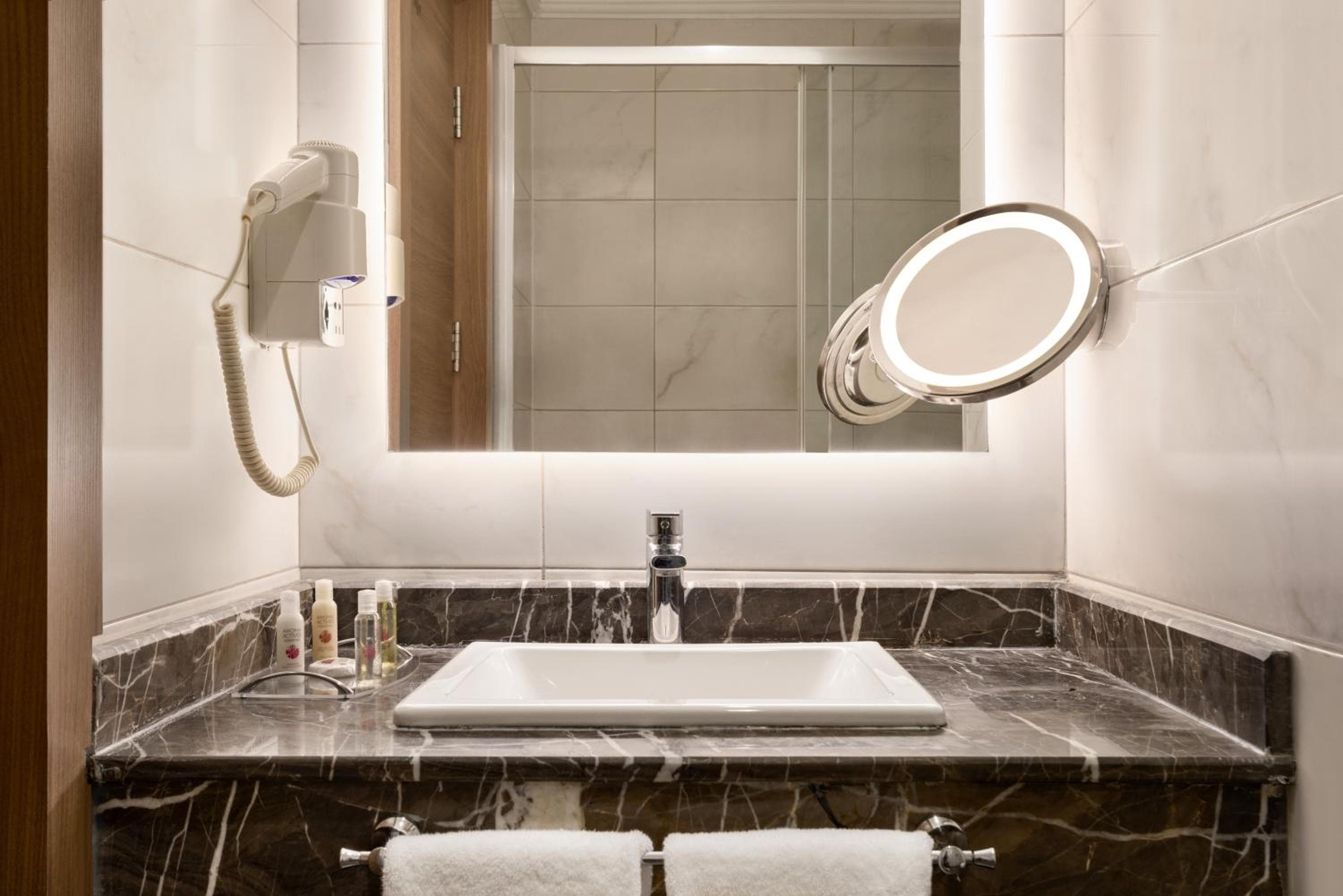 TRYP By Wyndham Estambul Sisli Hotel — 24